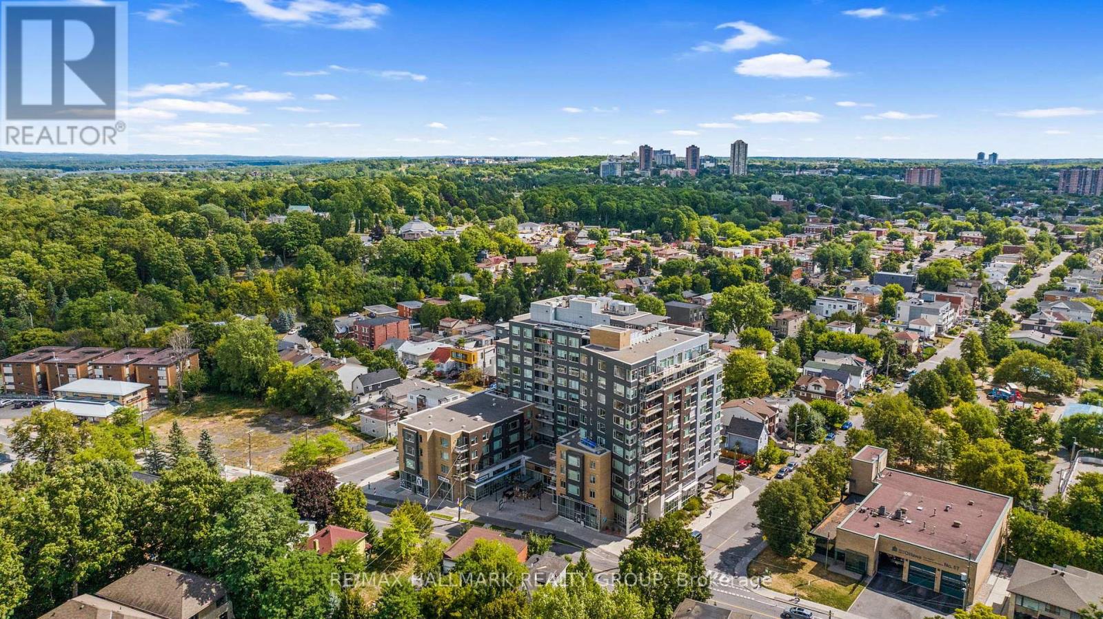 401 - 7 Marquette Avenue
