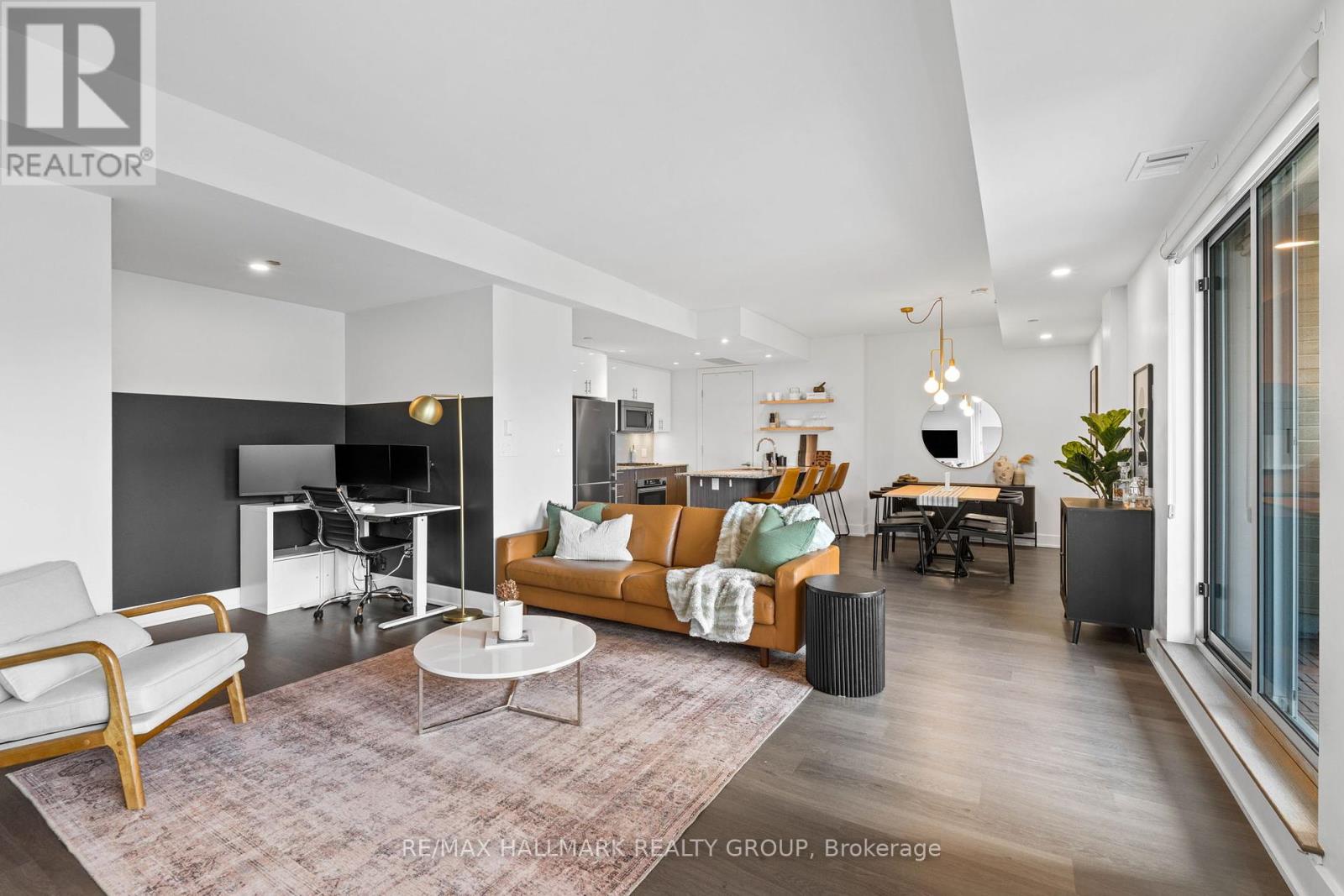 401 - 7 Marquette Avenue