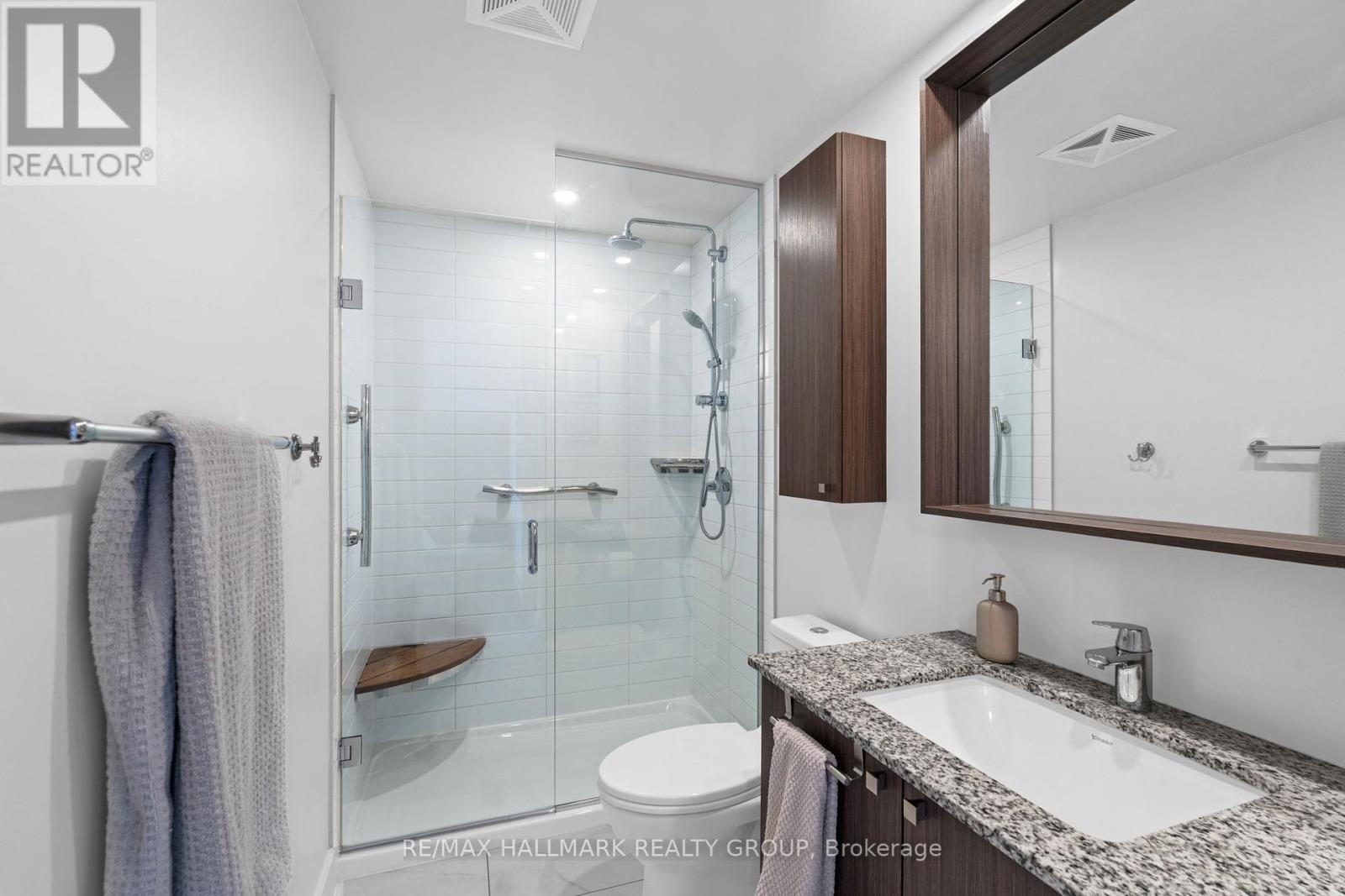 401 - 7 Marquette Avenue