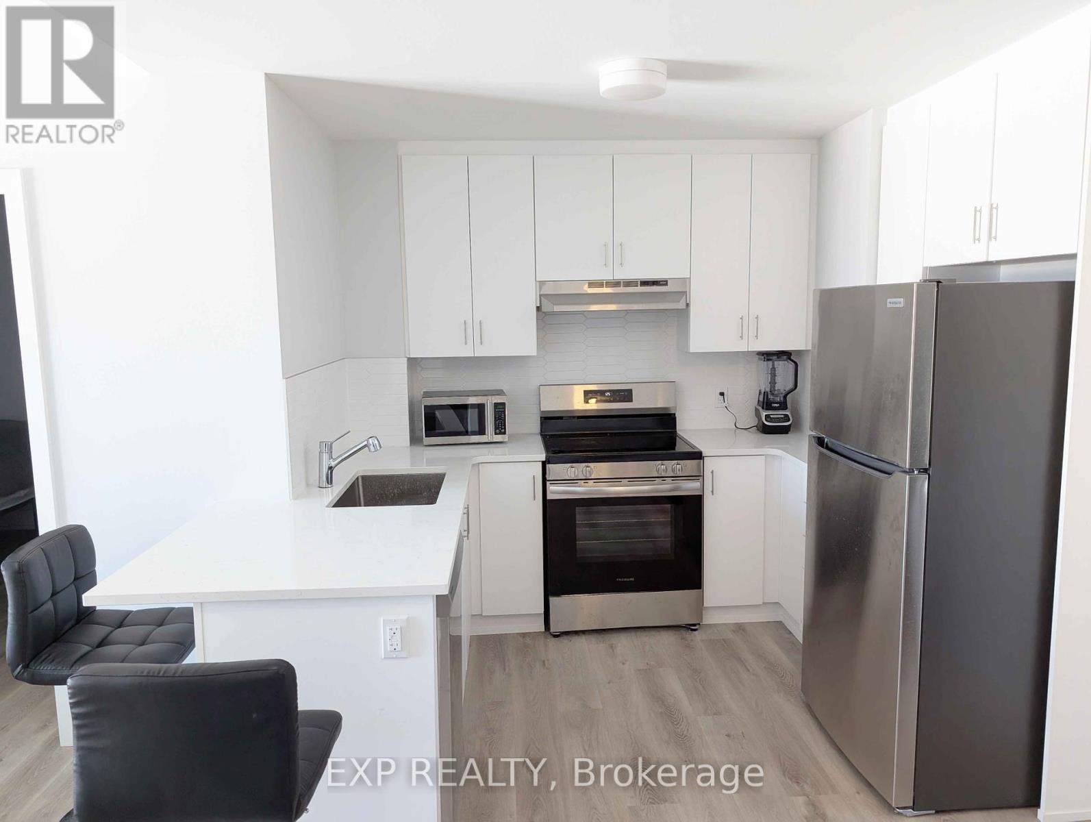 413 - 1350 Hemlock Street