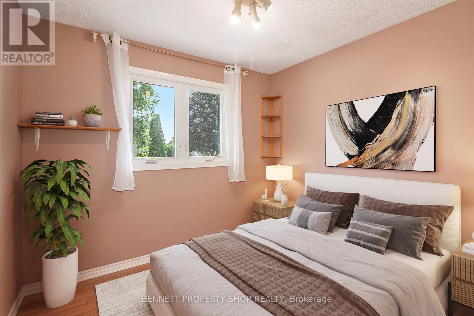 303 Gleneagles Avenue