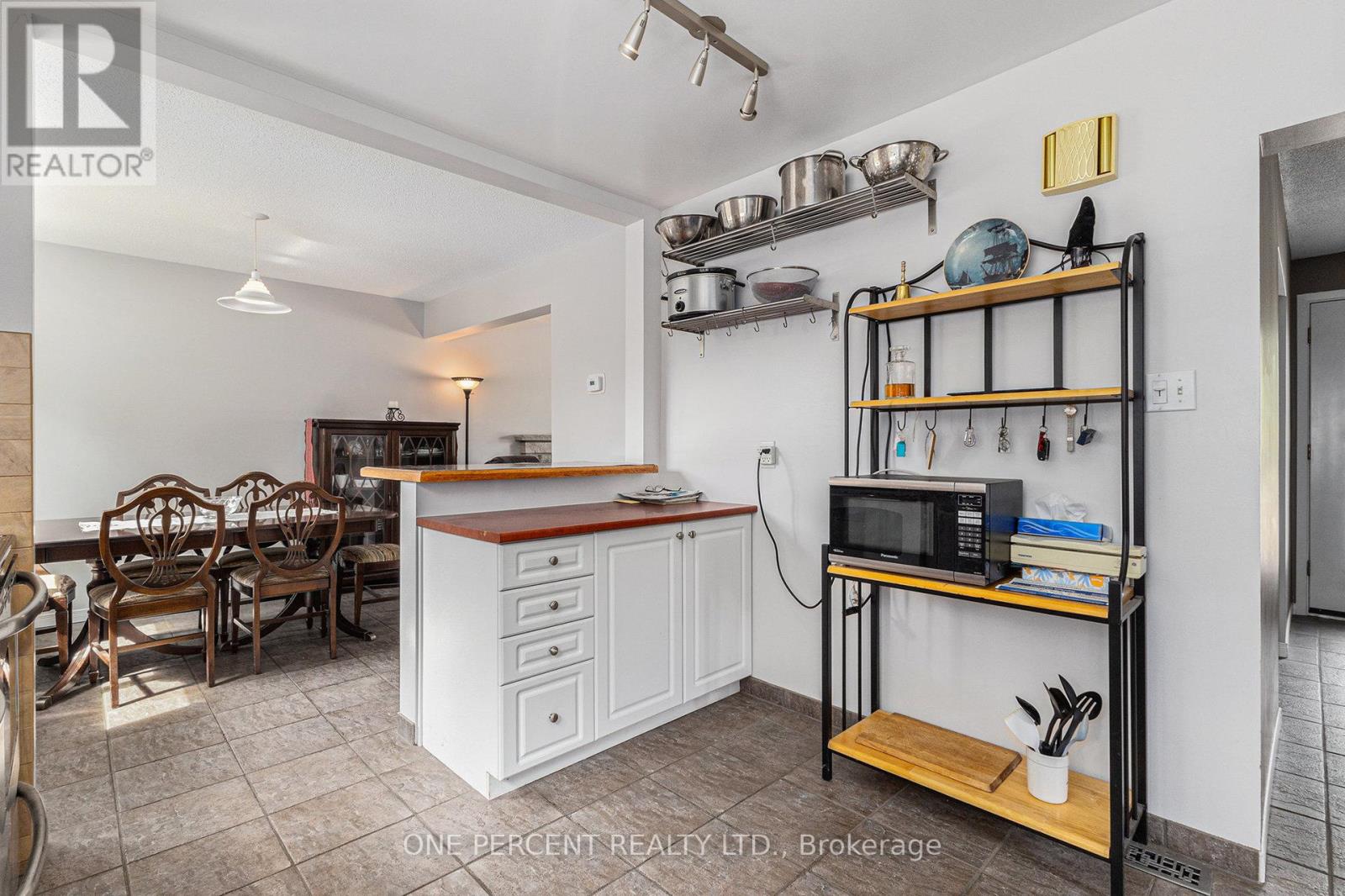 2563 Egan Road