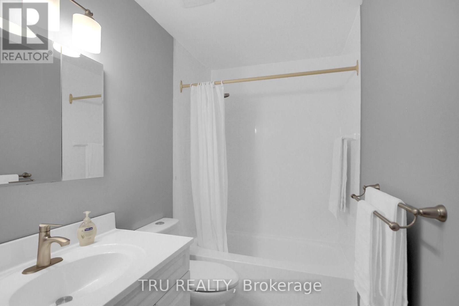 132 Rothesay Drive