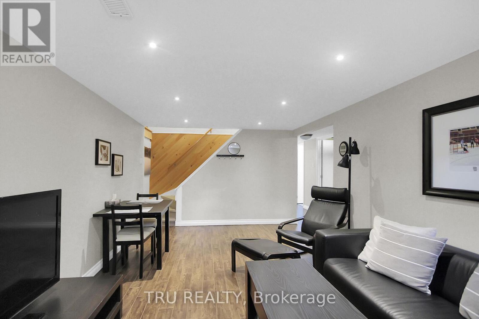 132 Rothesay Drive