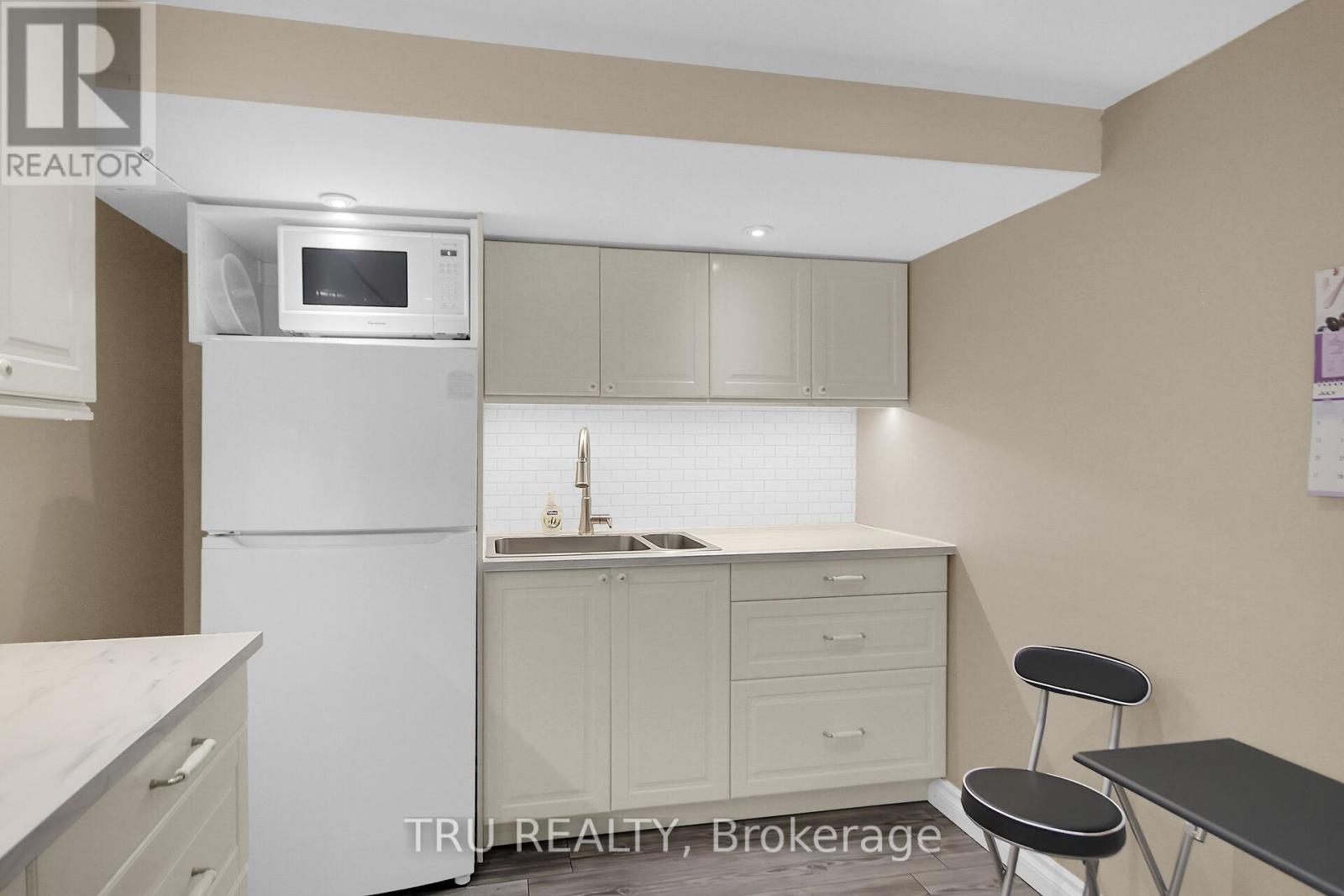 132 Rothesay Drive
