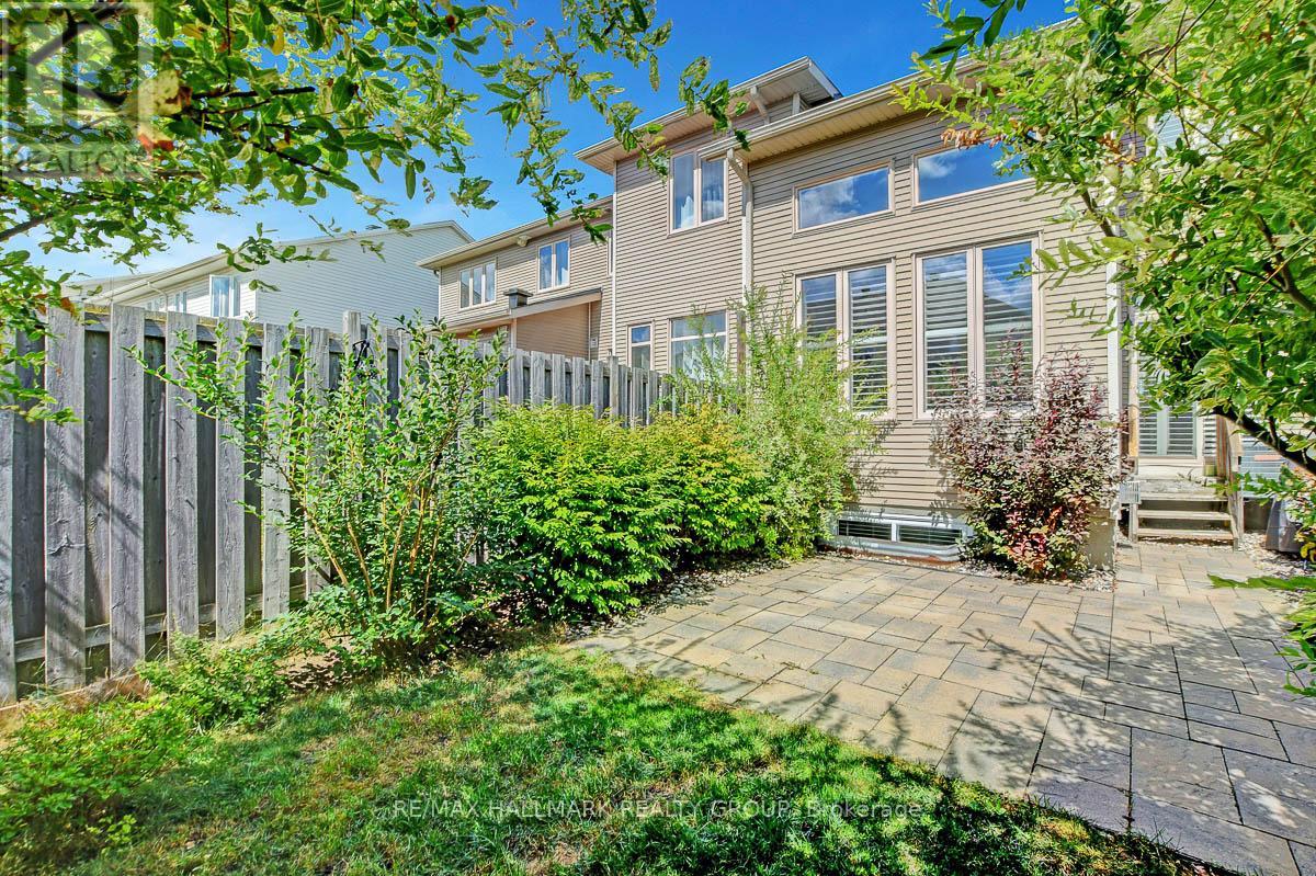 755 Bowercrest Crescent