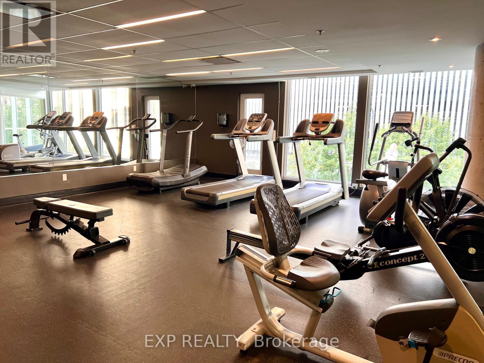 2001 - 40 Nepean Street