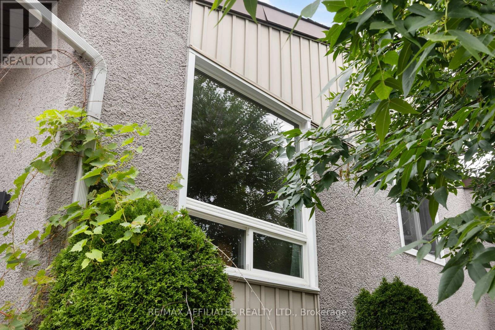 306 Woodfield Drive