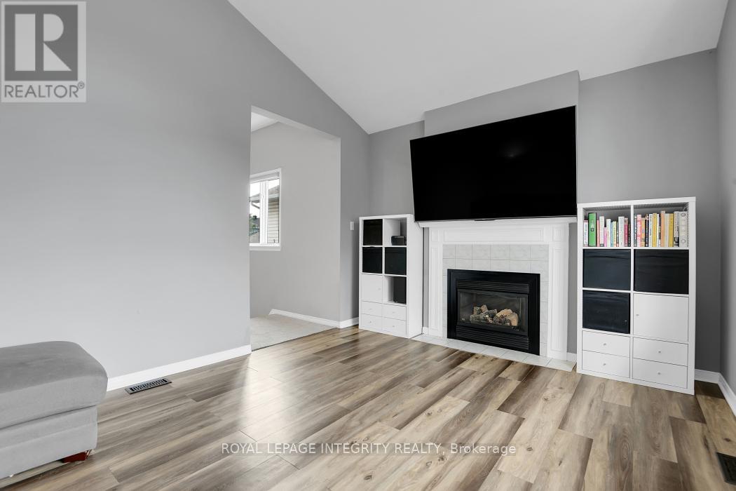 1036 Rocky Harbour Crescent