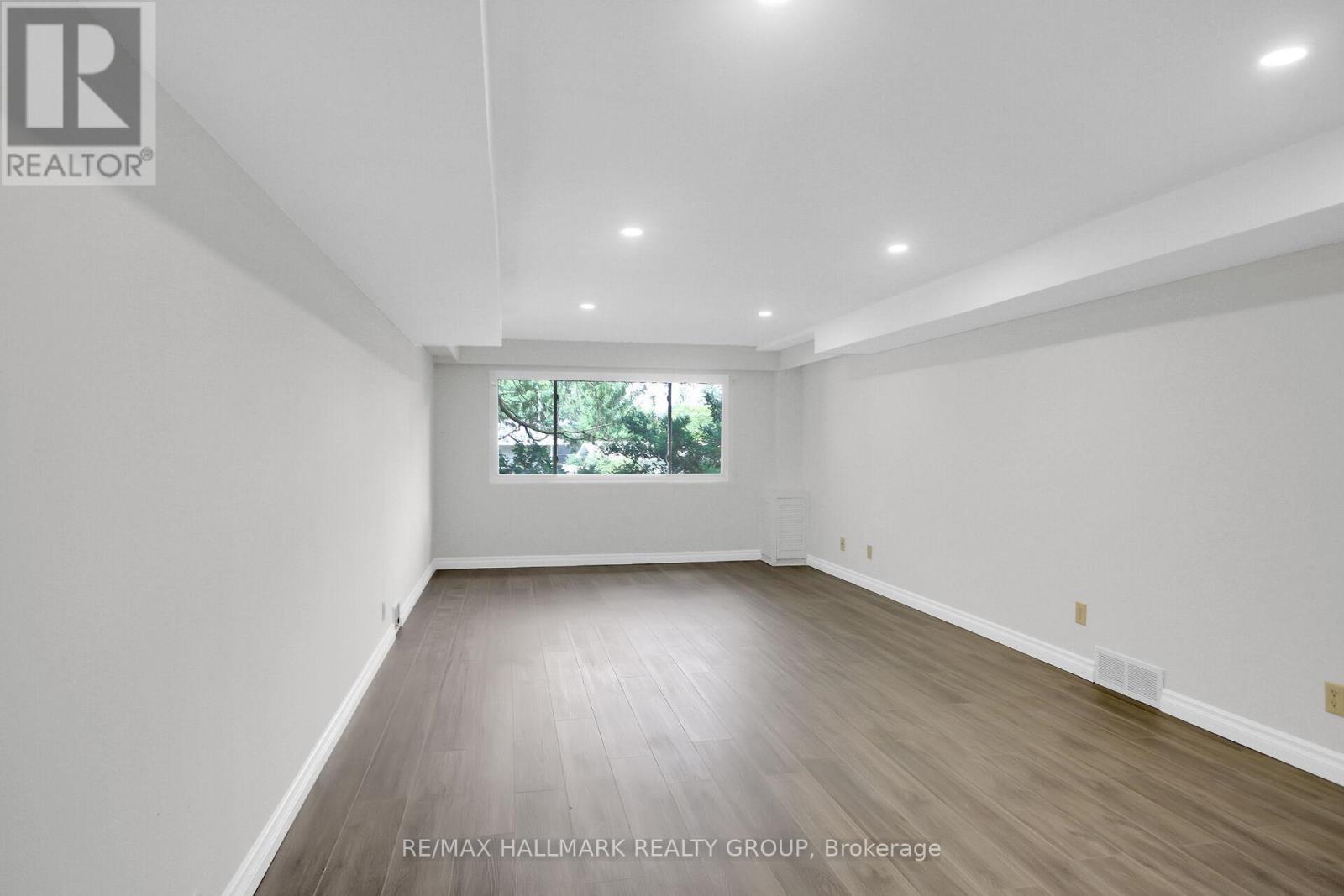 40 Foothills Drive