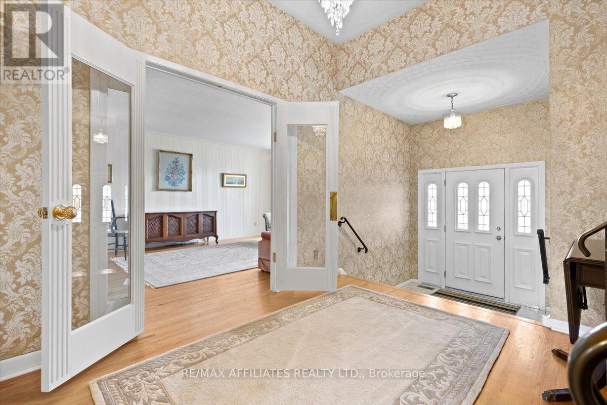 49 Silver Aspen Crescent