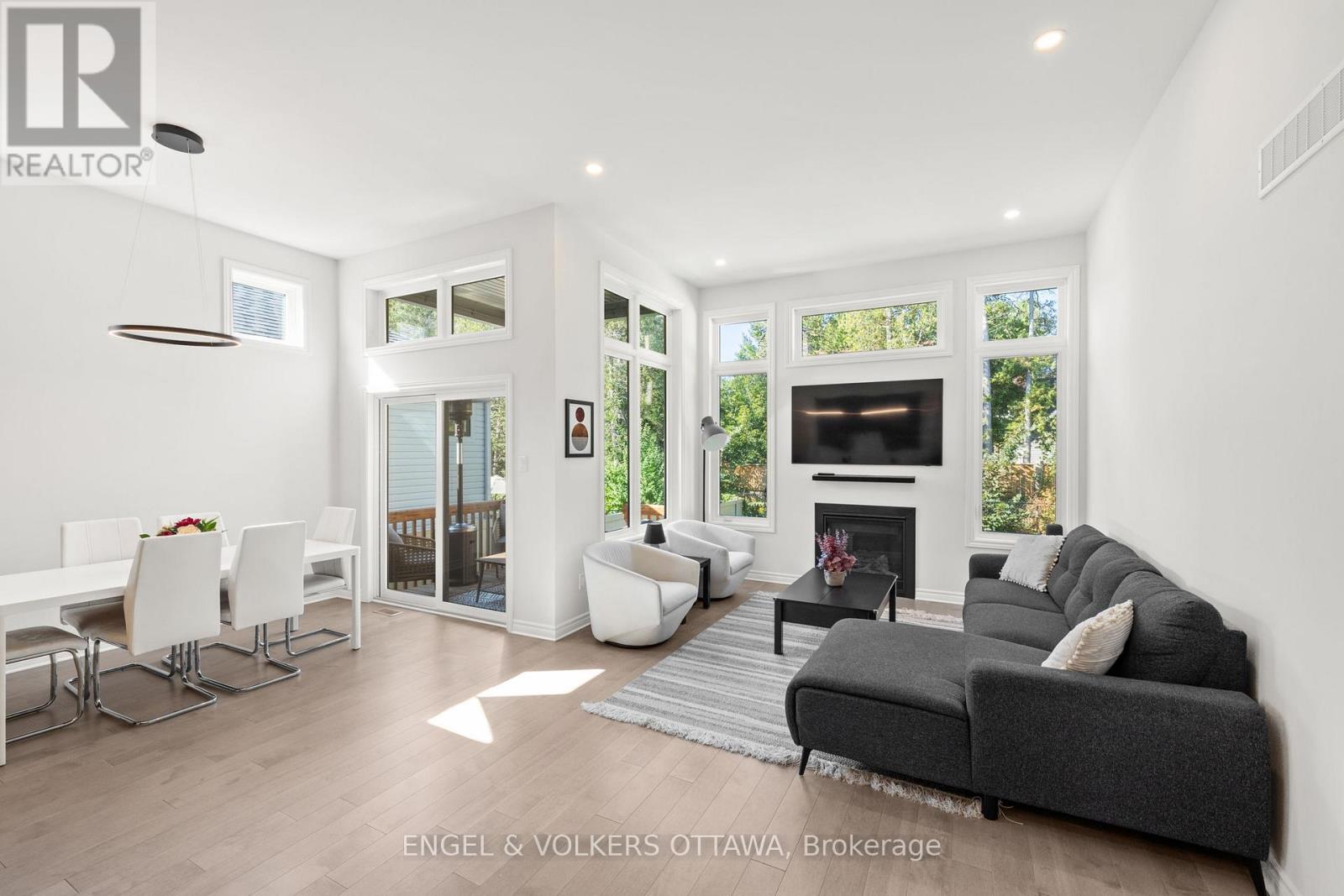 209 Blackhorse Drive