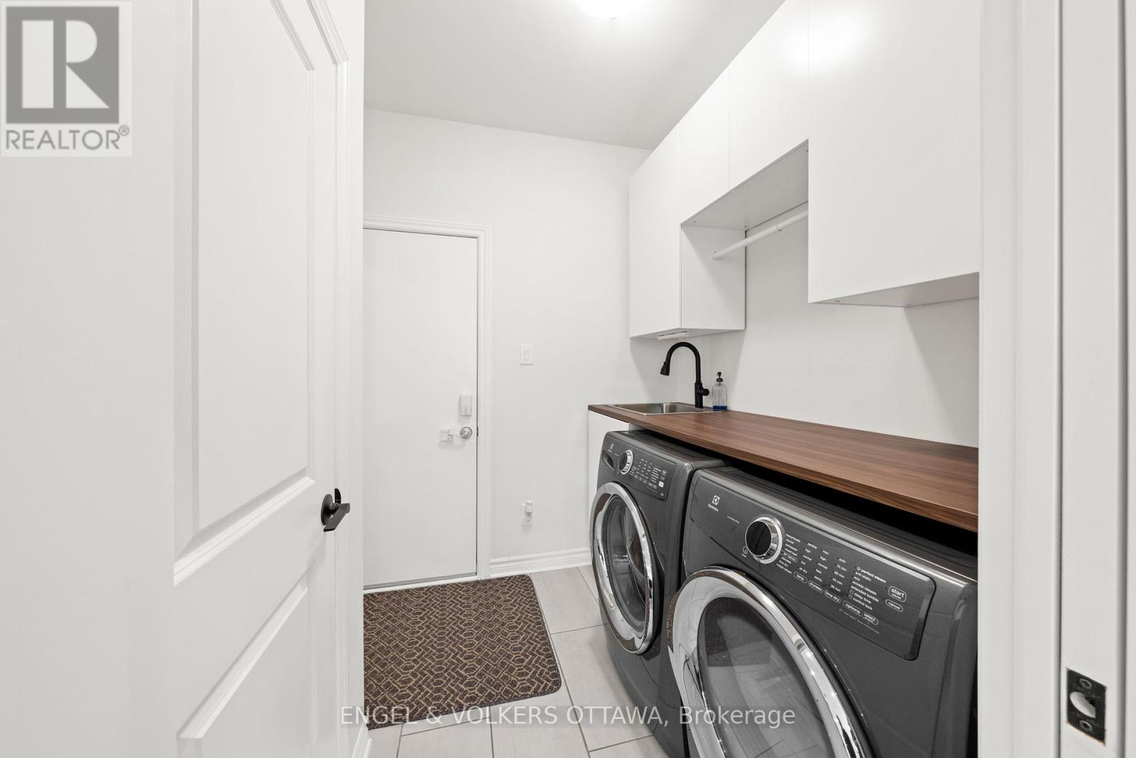 209 Blackhorse Drive