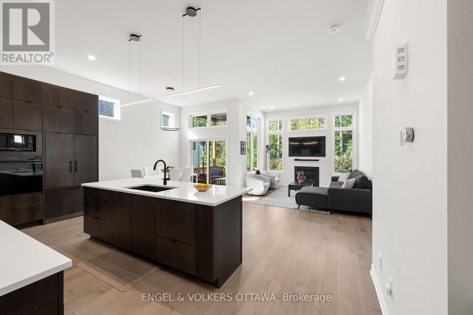 209 Blackhorse Drive