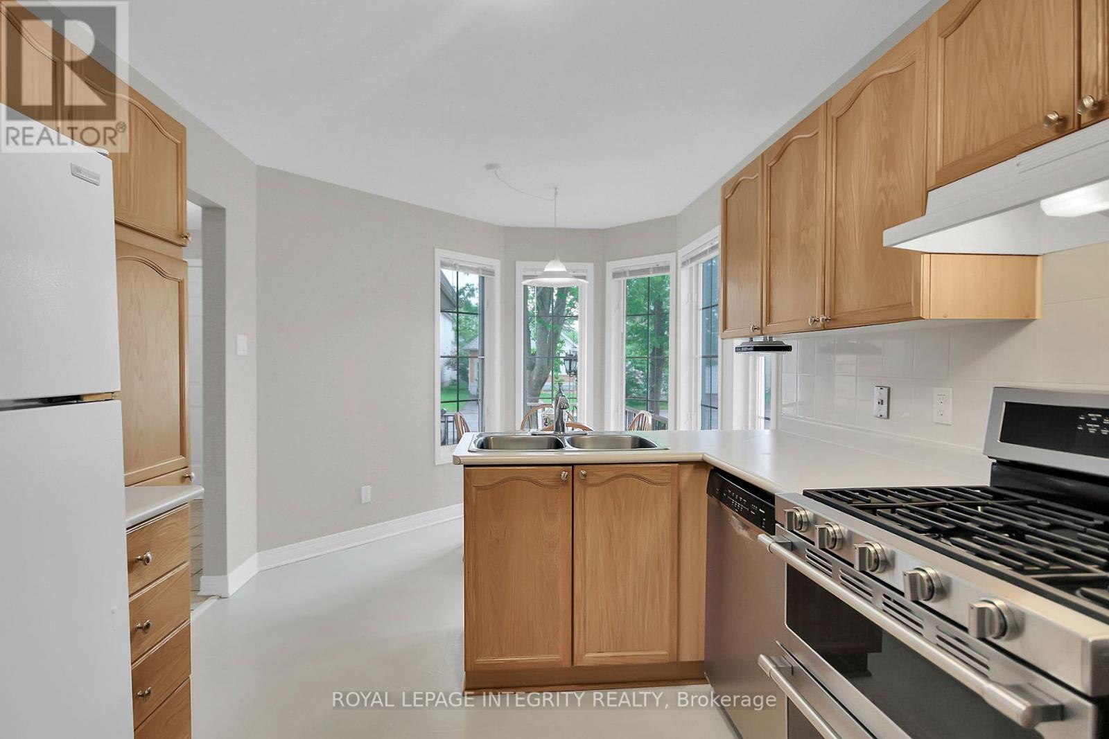 22 Halkirk Avenue