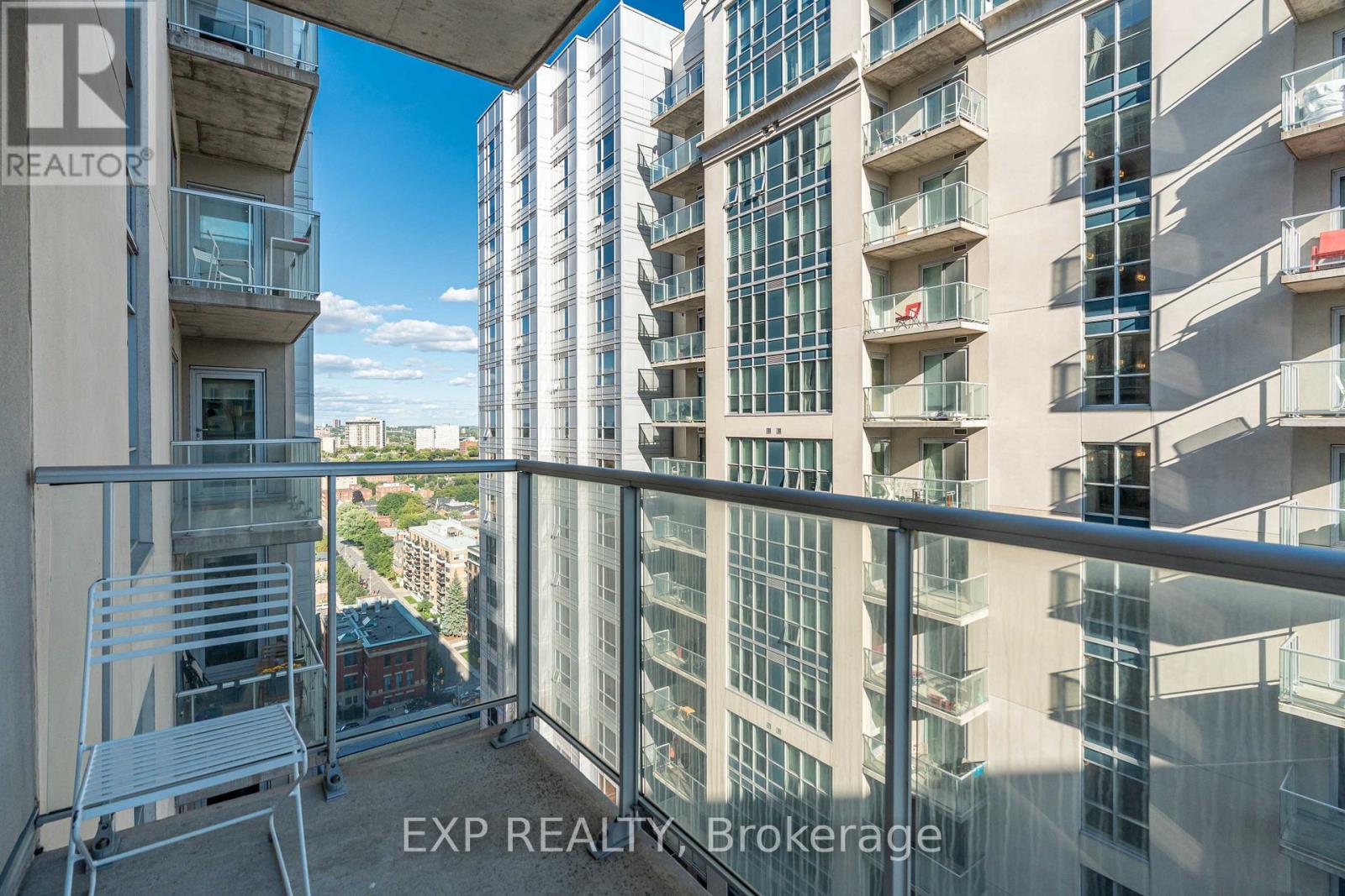 2308 - 242 Rideau Street