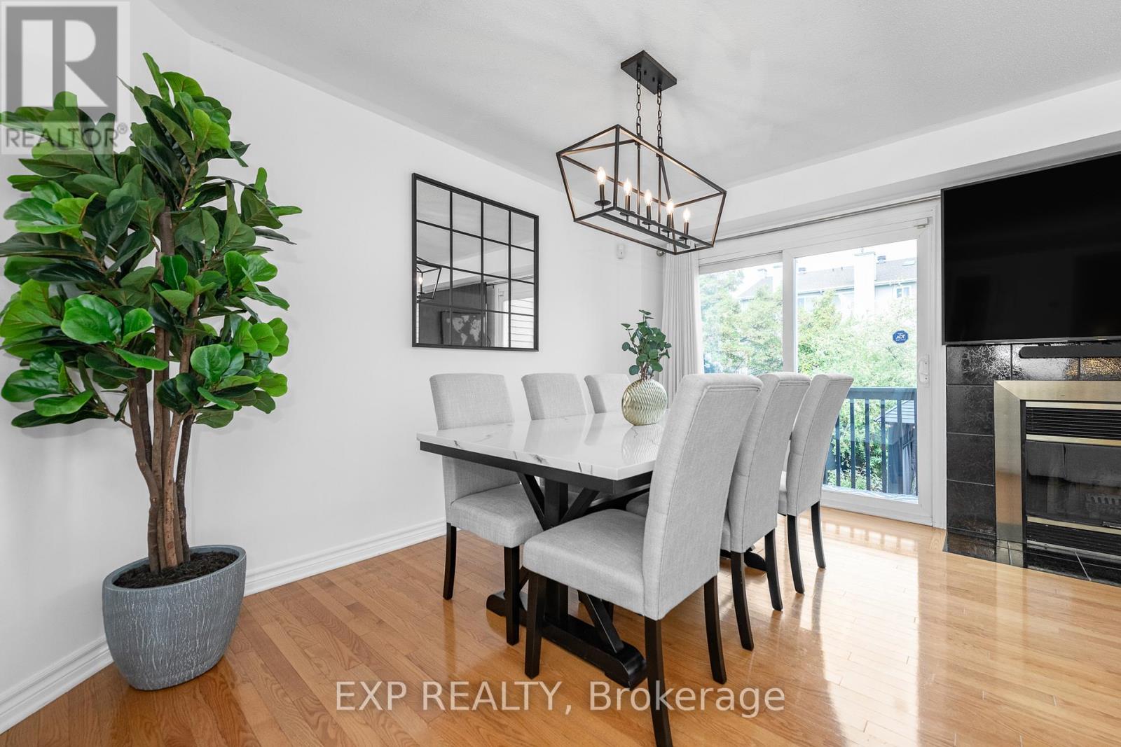 629 Brome Crescent