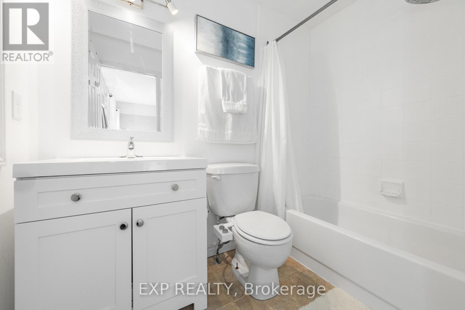 629 Brome Crescent