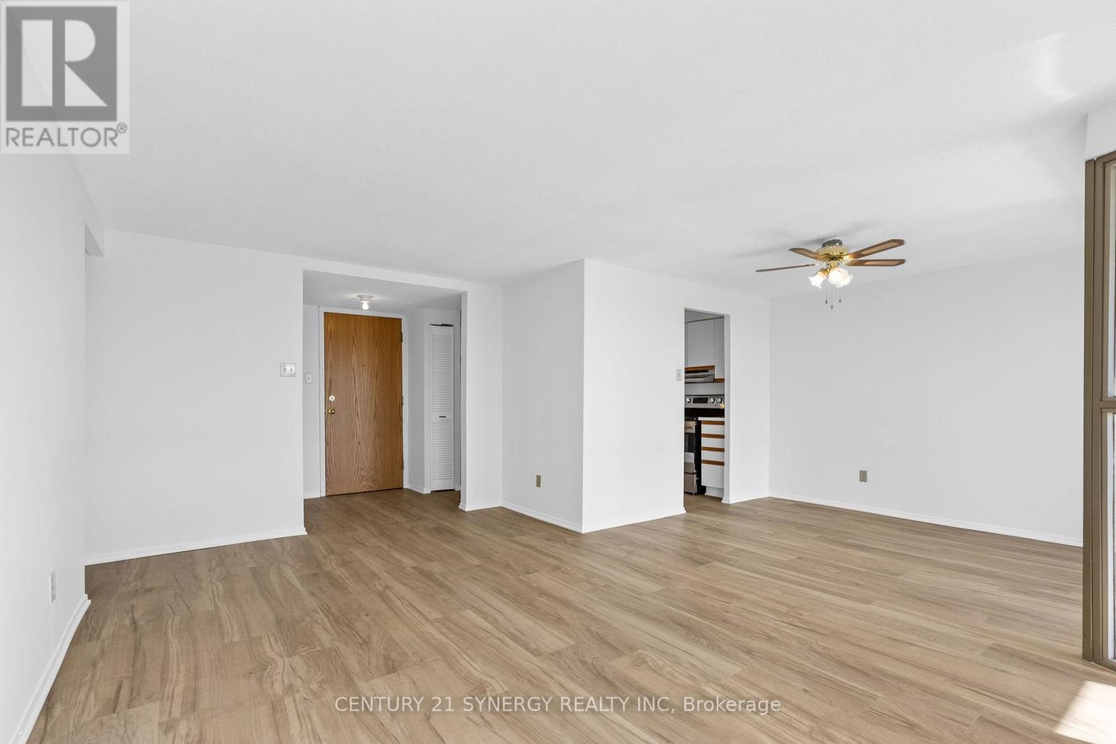 703 - 960 Teron Road