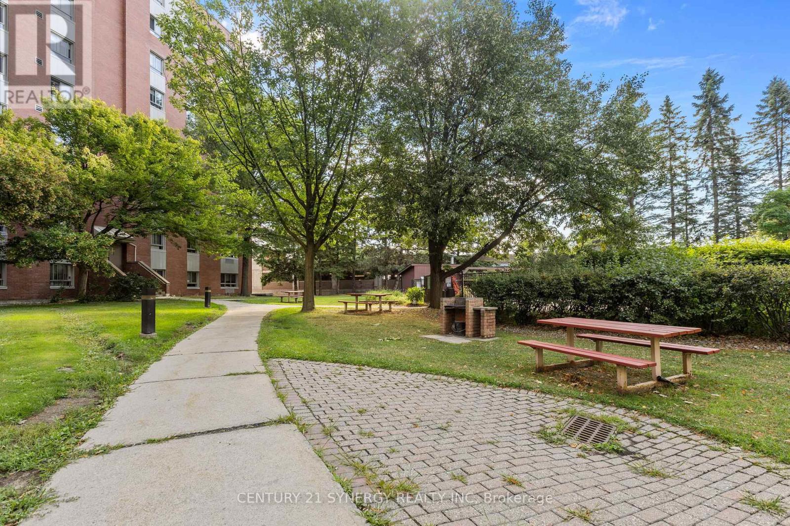 703 - 960 Teron Road
