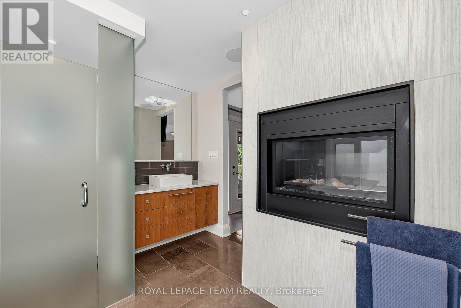 6290 Emerald Links Drive
