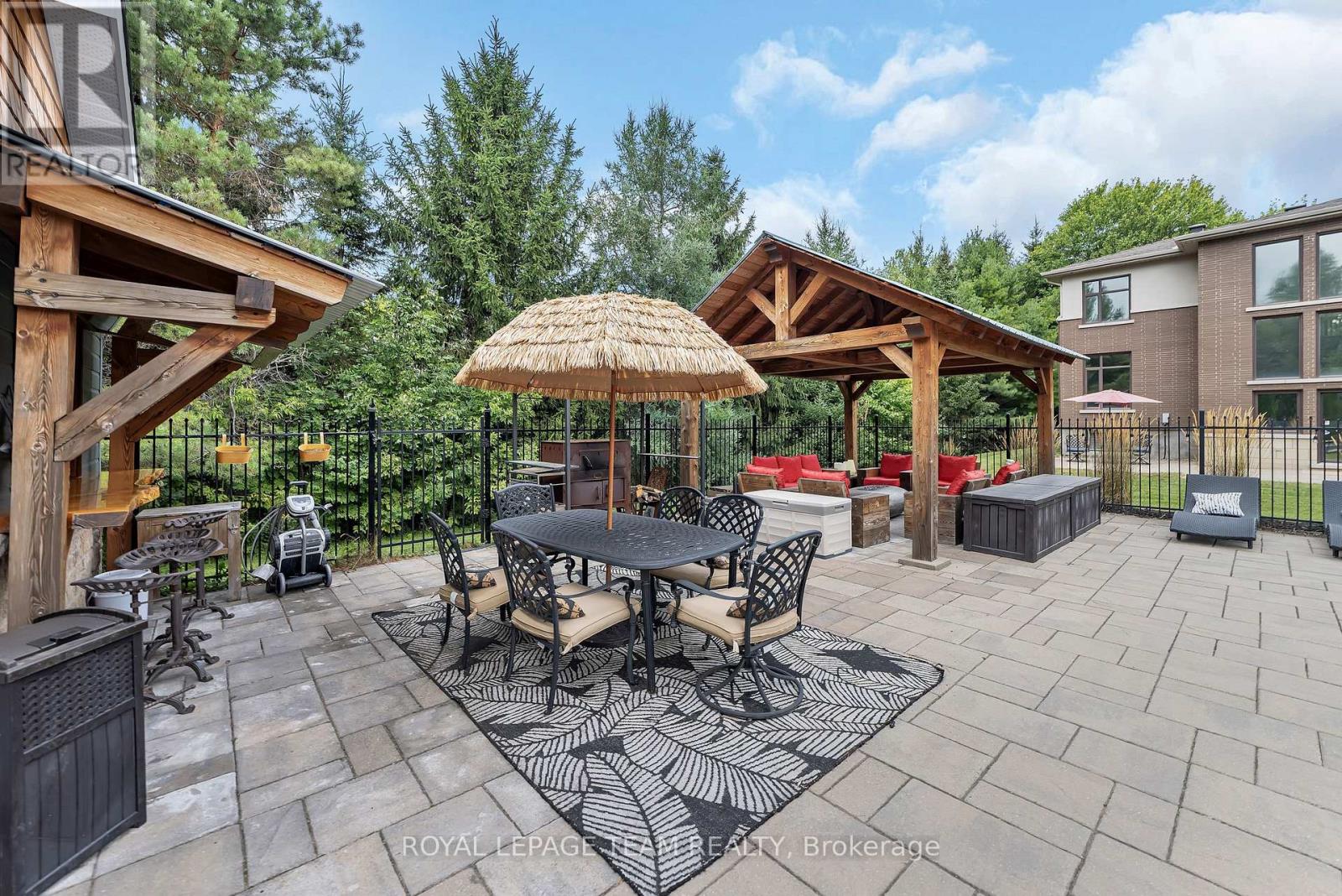6290 Emerald Links Drive
