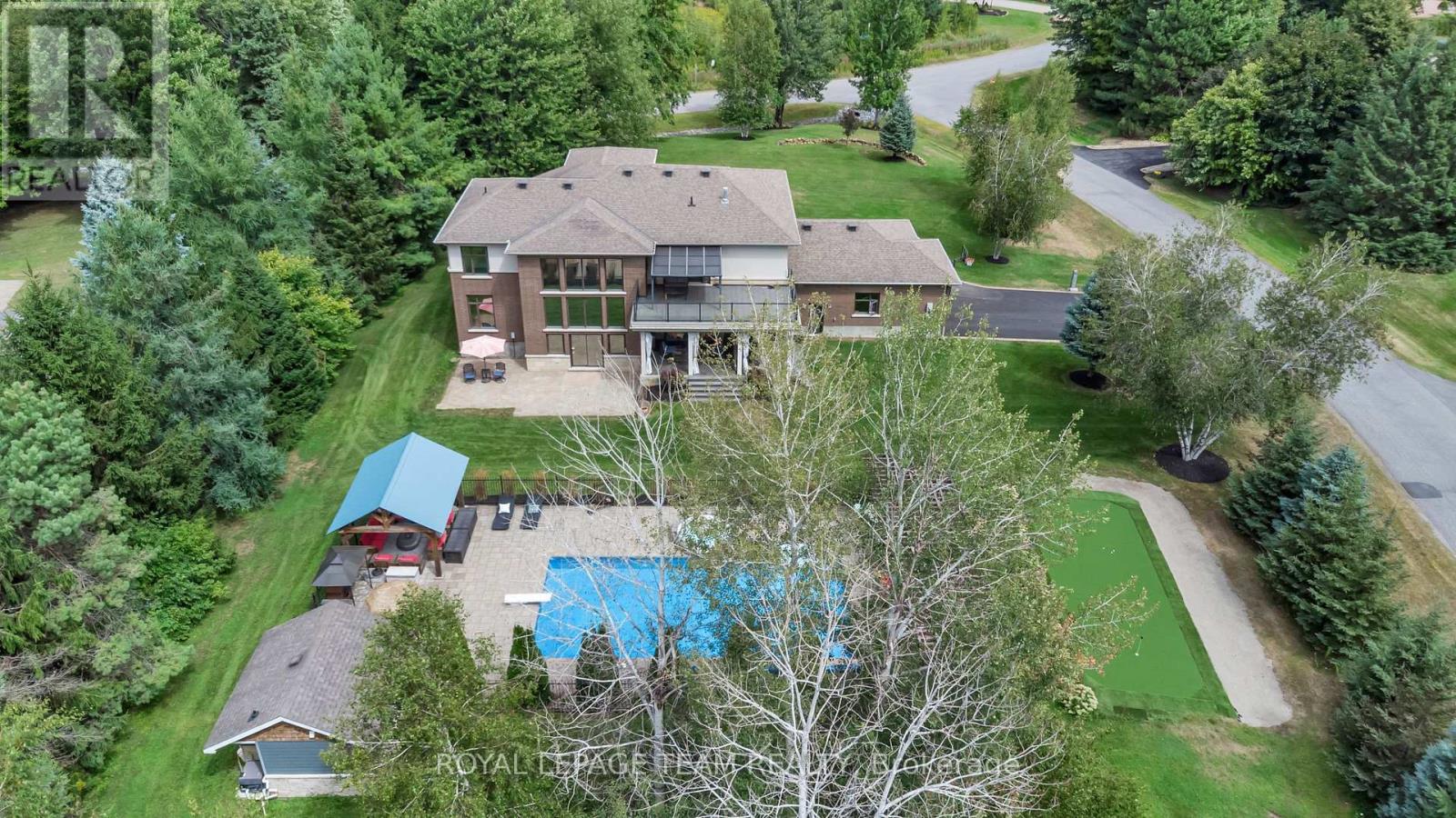 6290 Emerald Links Drive
