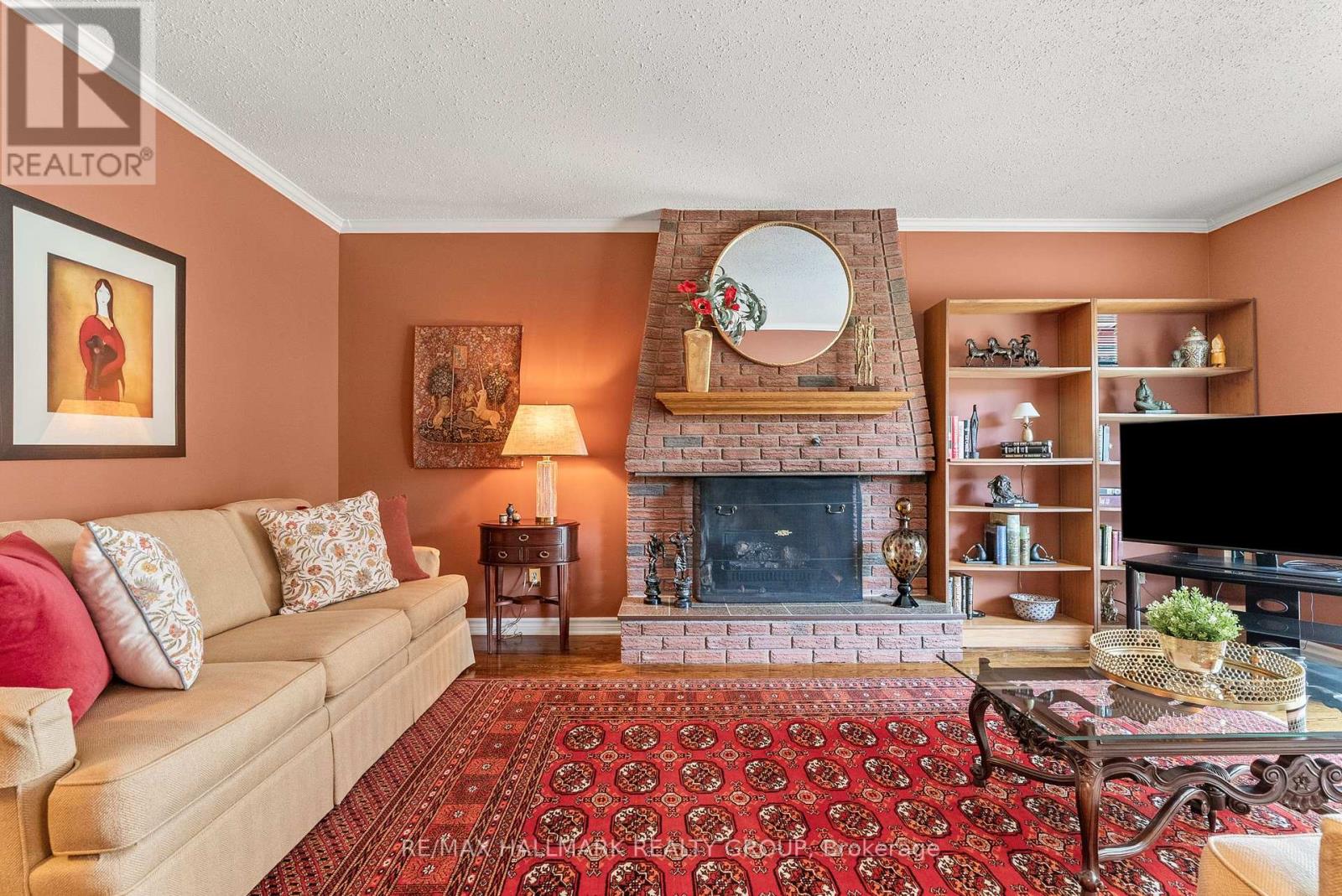 52 Knollsbrook Drive
