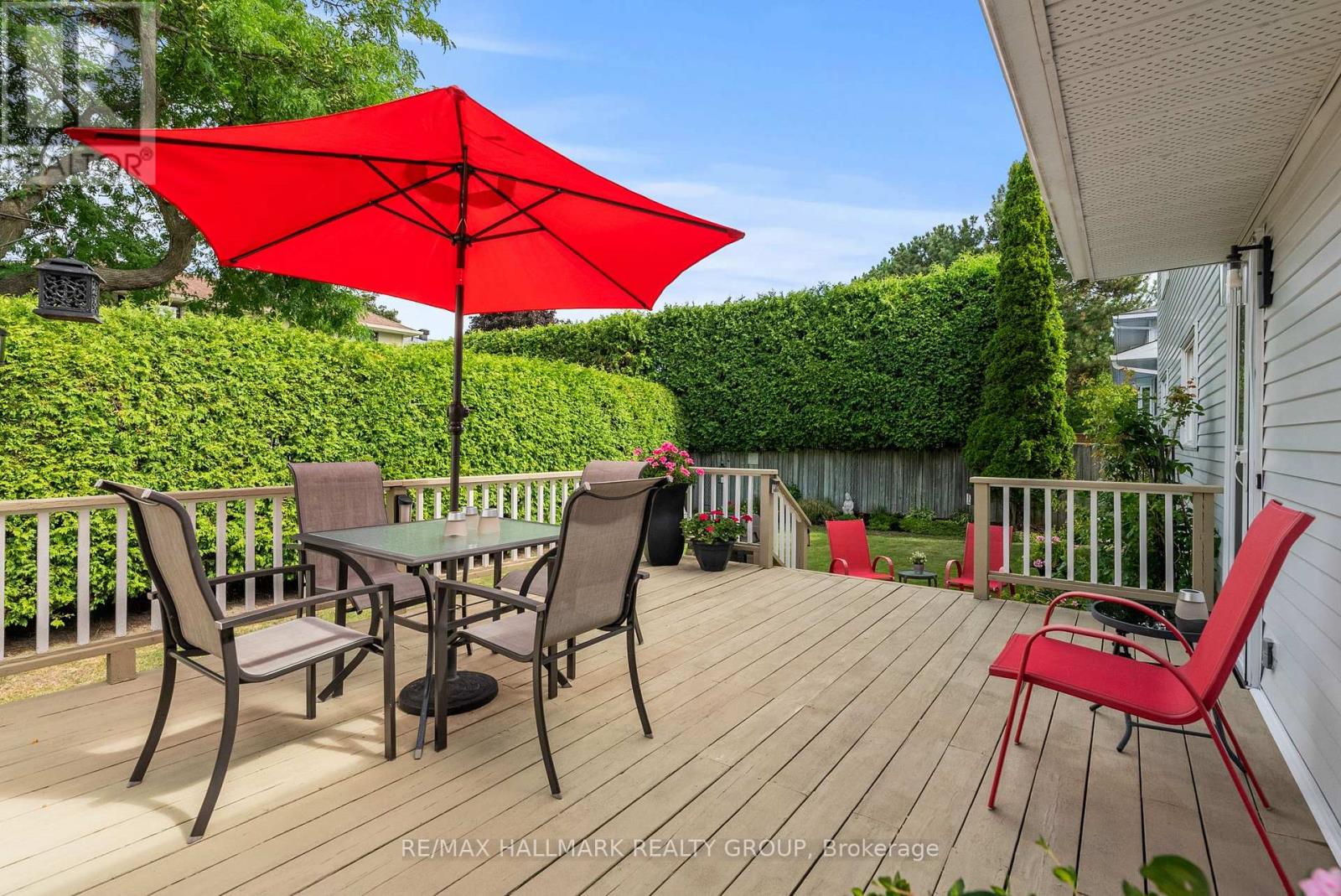 52 Knollsbrook Drive