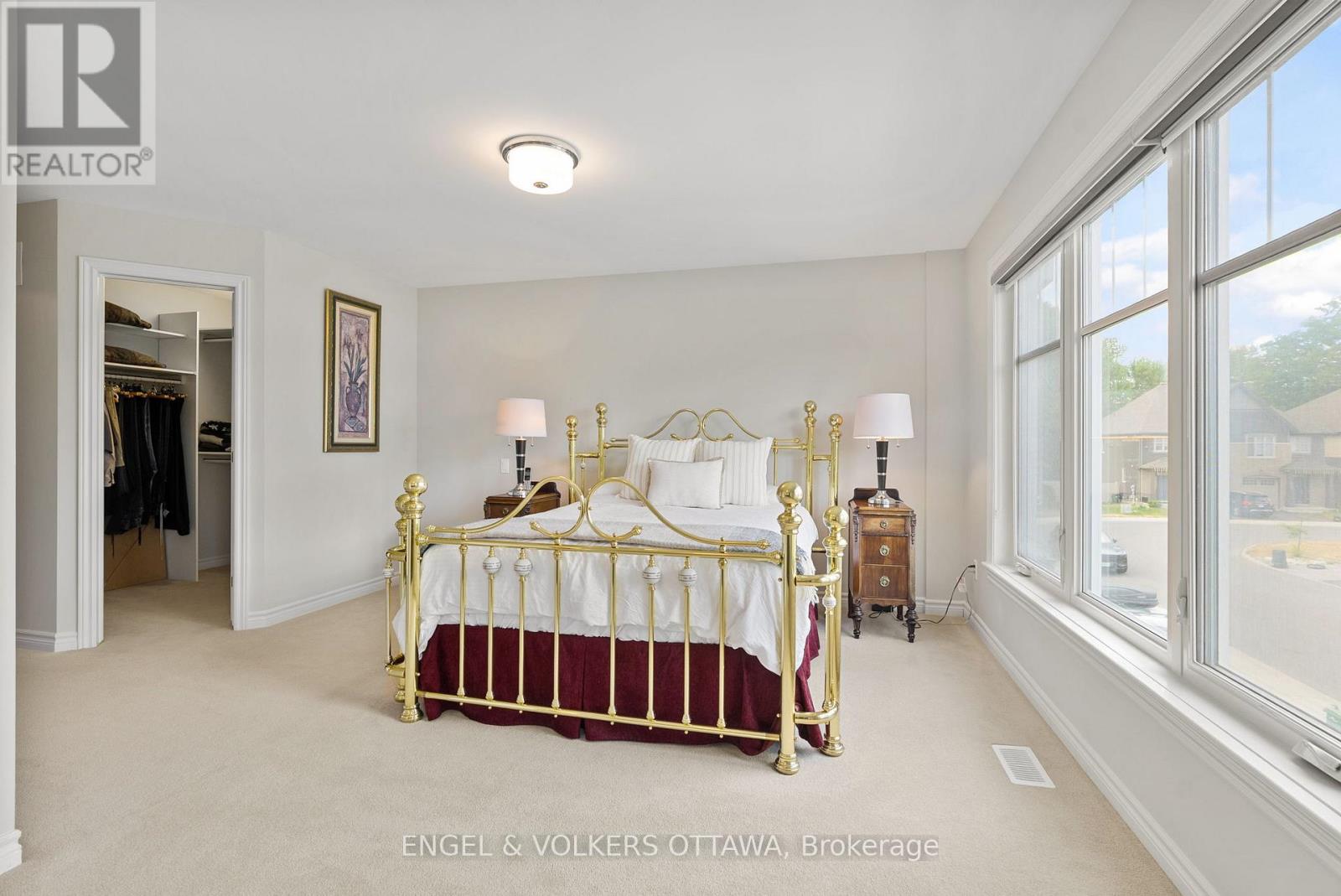 644 Vivera Place