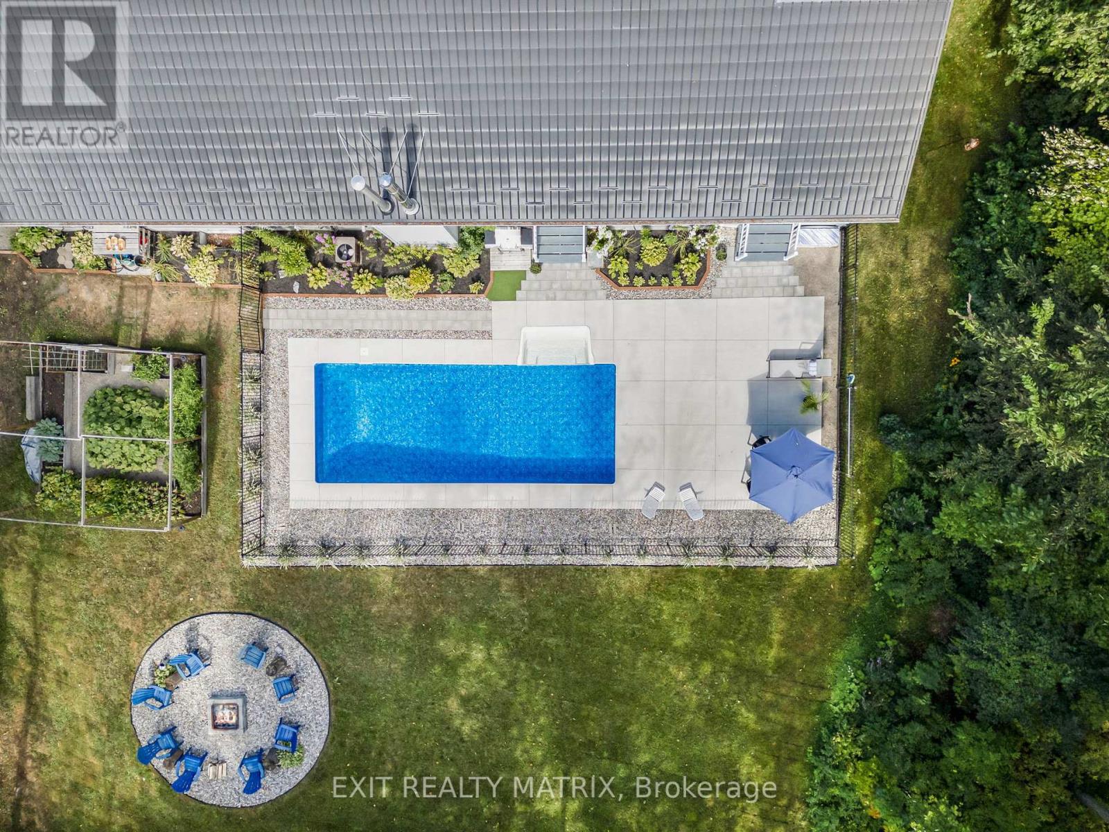 1736 Groves Road