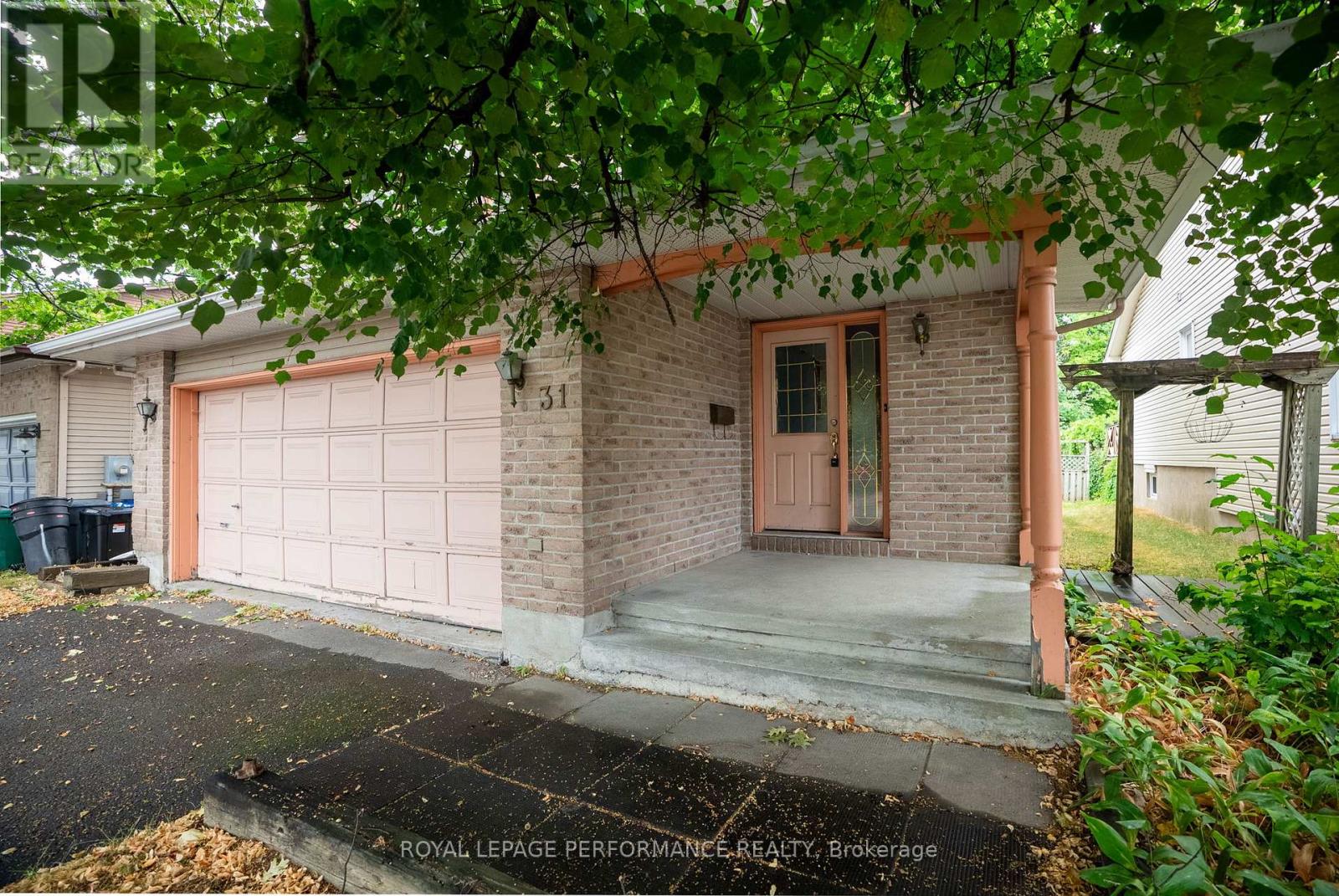 31 Willow Glen Drive