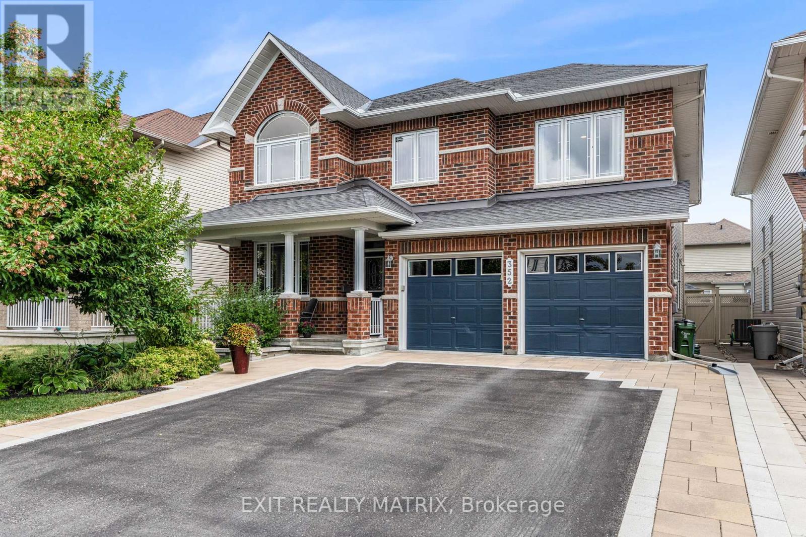 352 Oakcrest Way