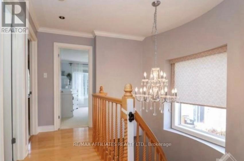 561 Aquaview Drive