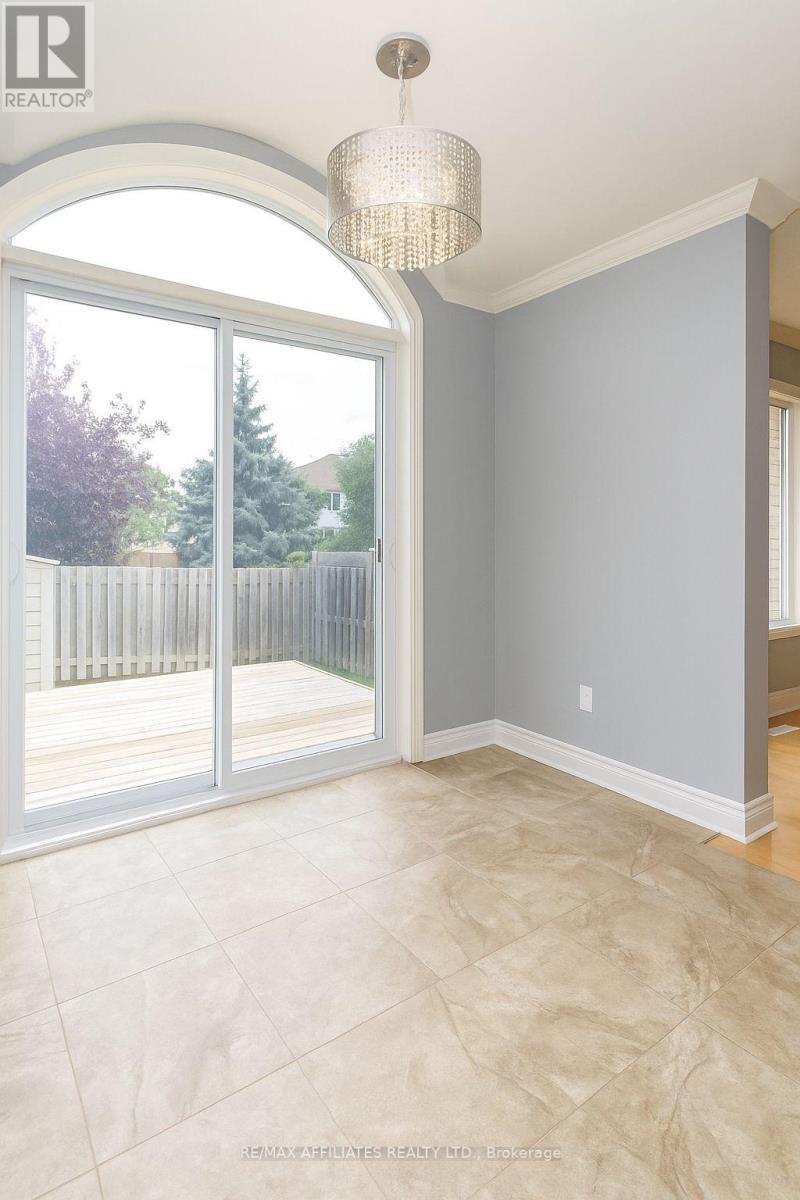 561 Aquaview Drive