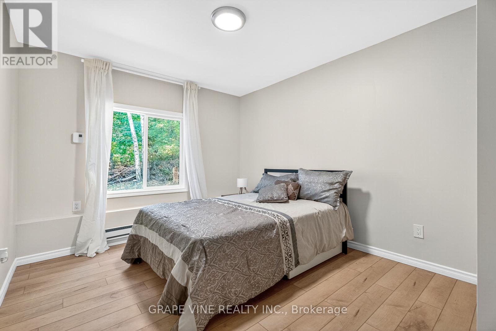 125 Hunter Crescent