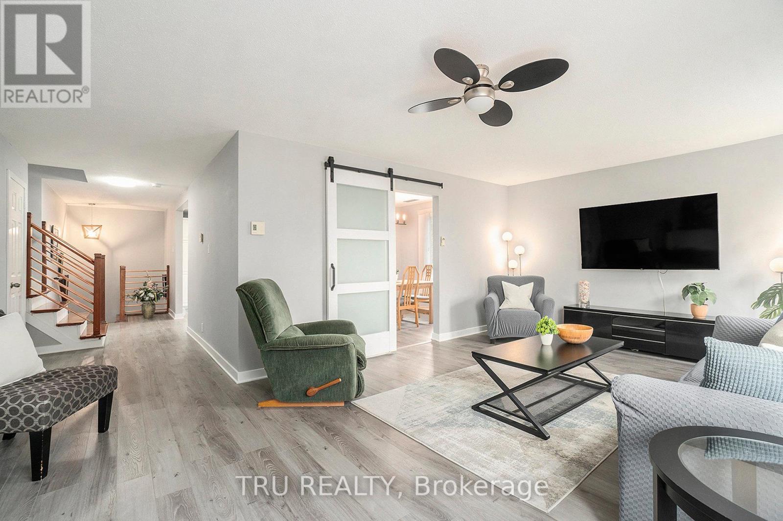 307 Stratas Court