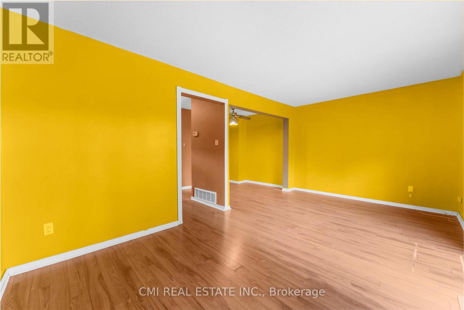 99 - 2570 Southvale Crescent