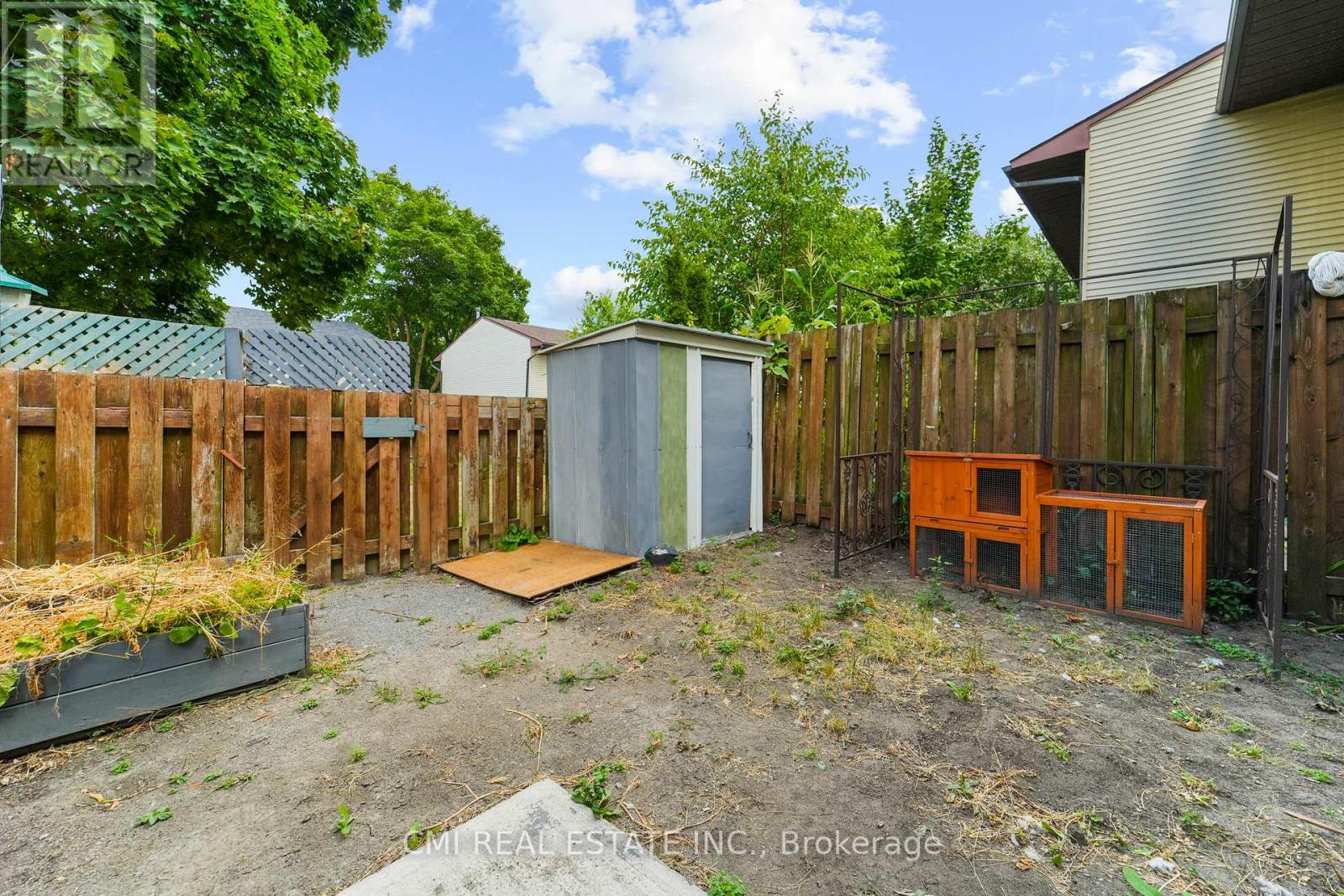 99 - 2570 Southvale Crescent