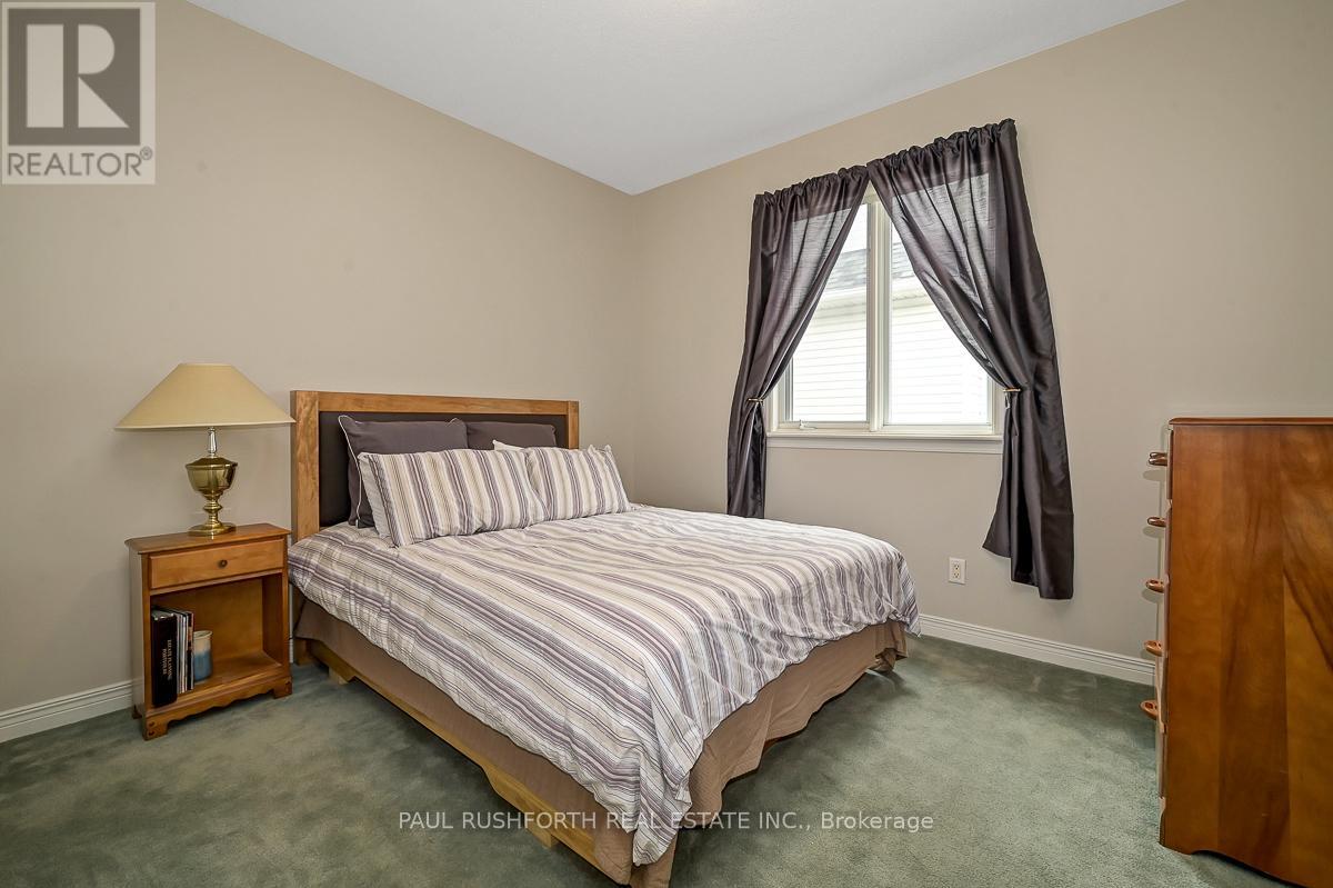 48 Greenhaven Crescent