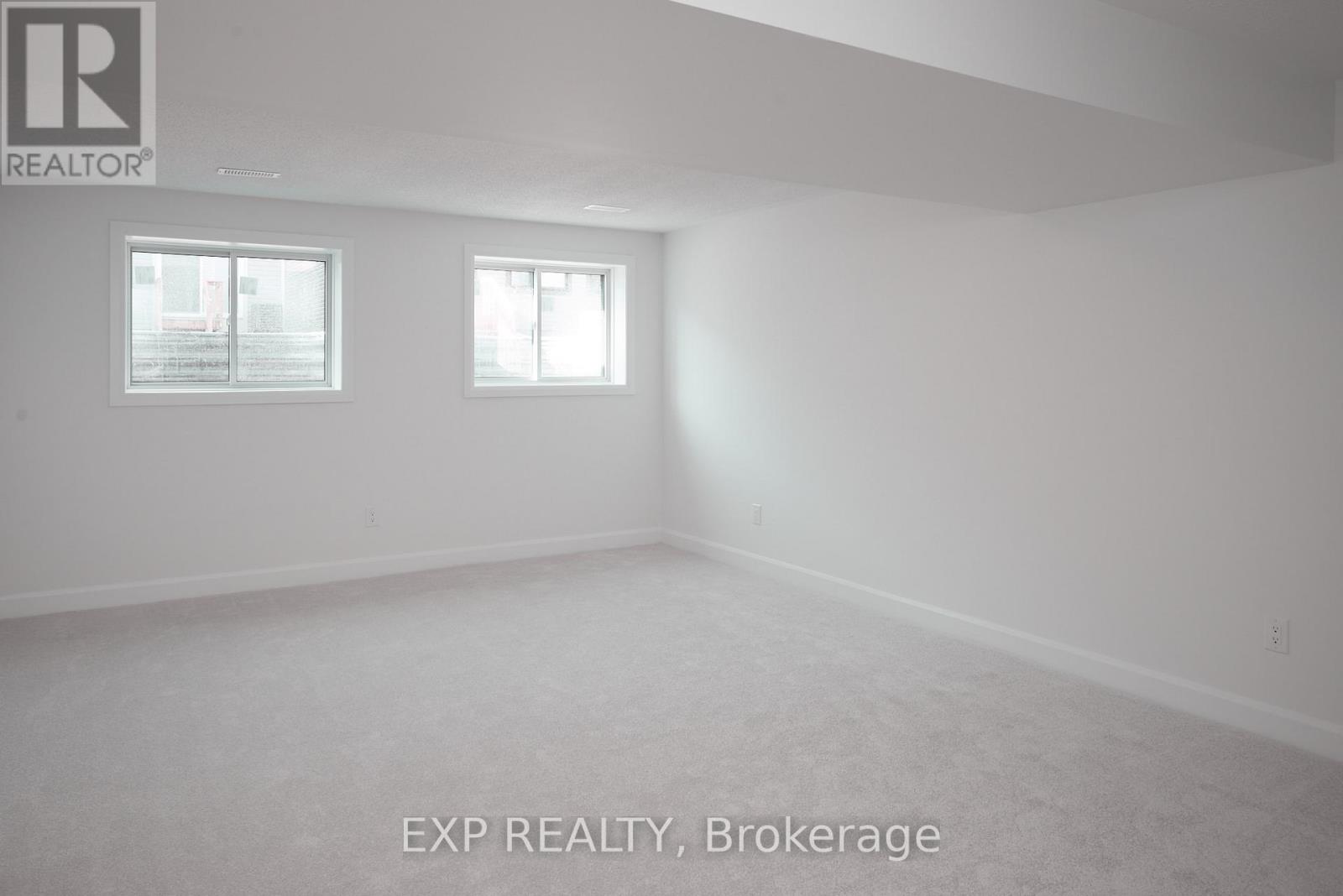 509 Roundhouse Crescent
