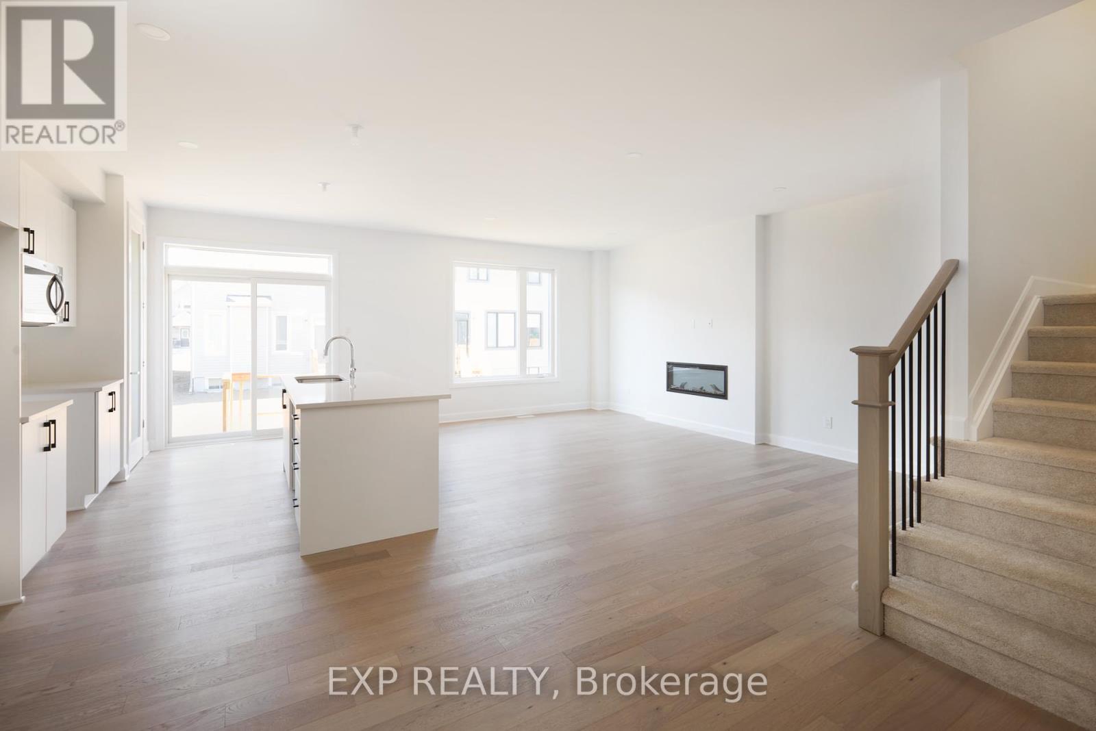 509 Roundhouse Crescent