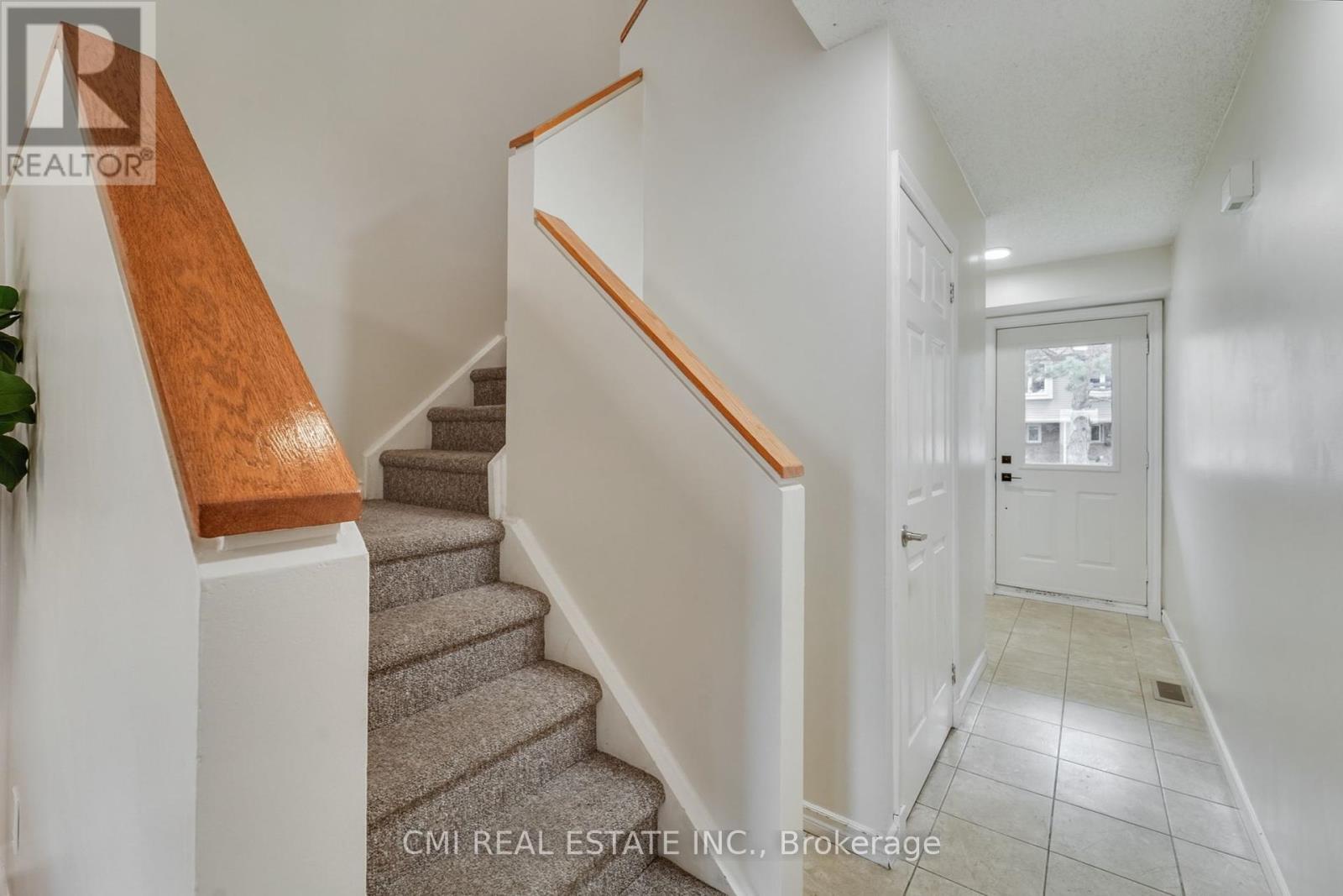 49 - 495 Sidney Drive