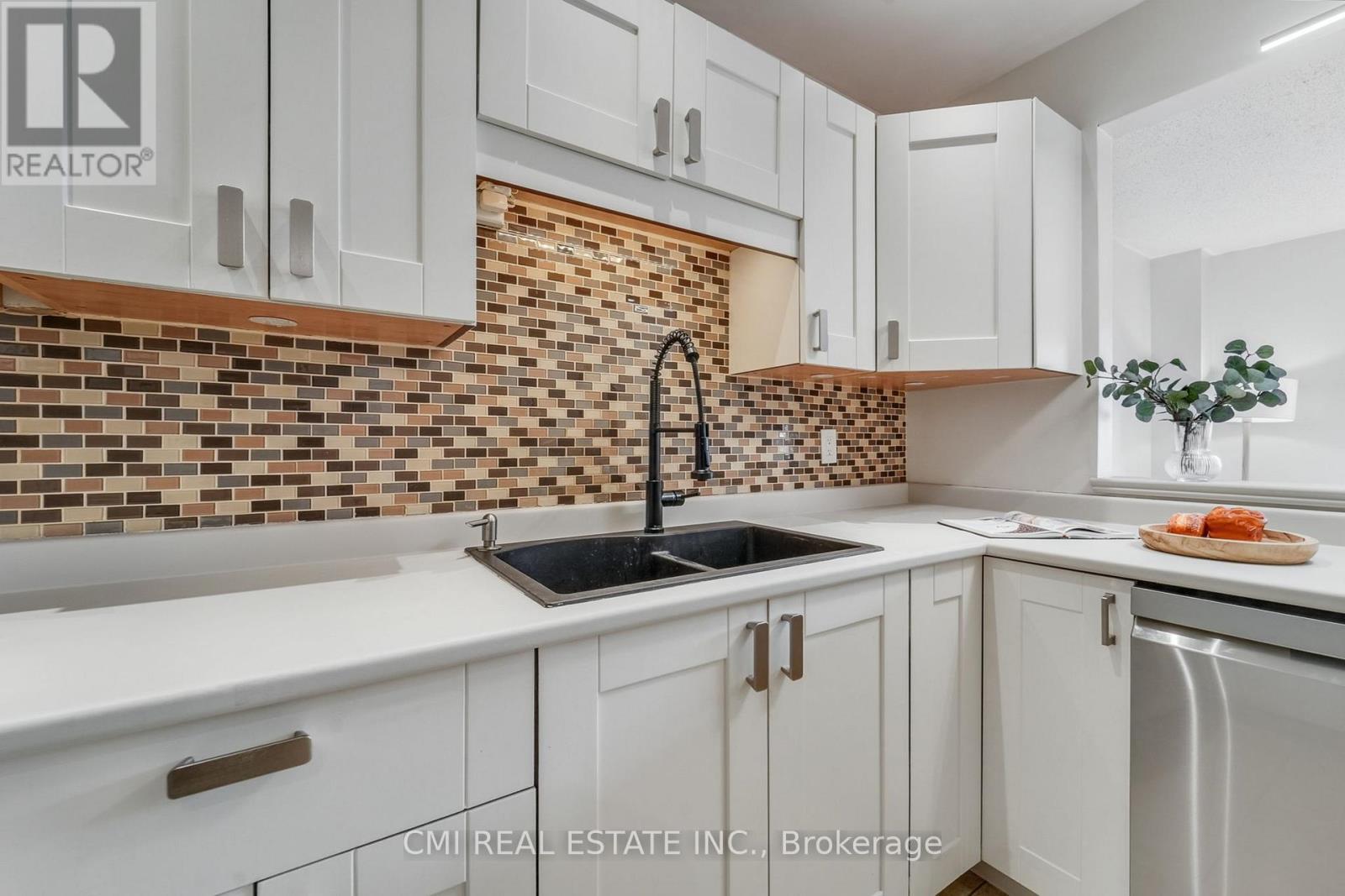 49 - 495 Sidney Drive
