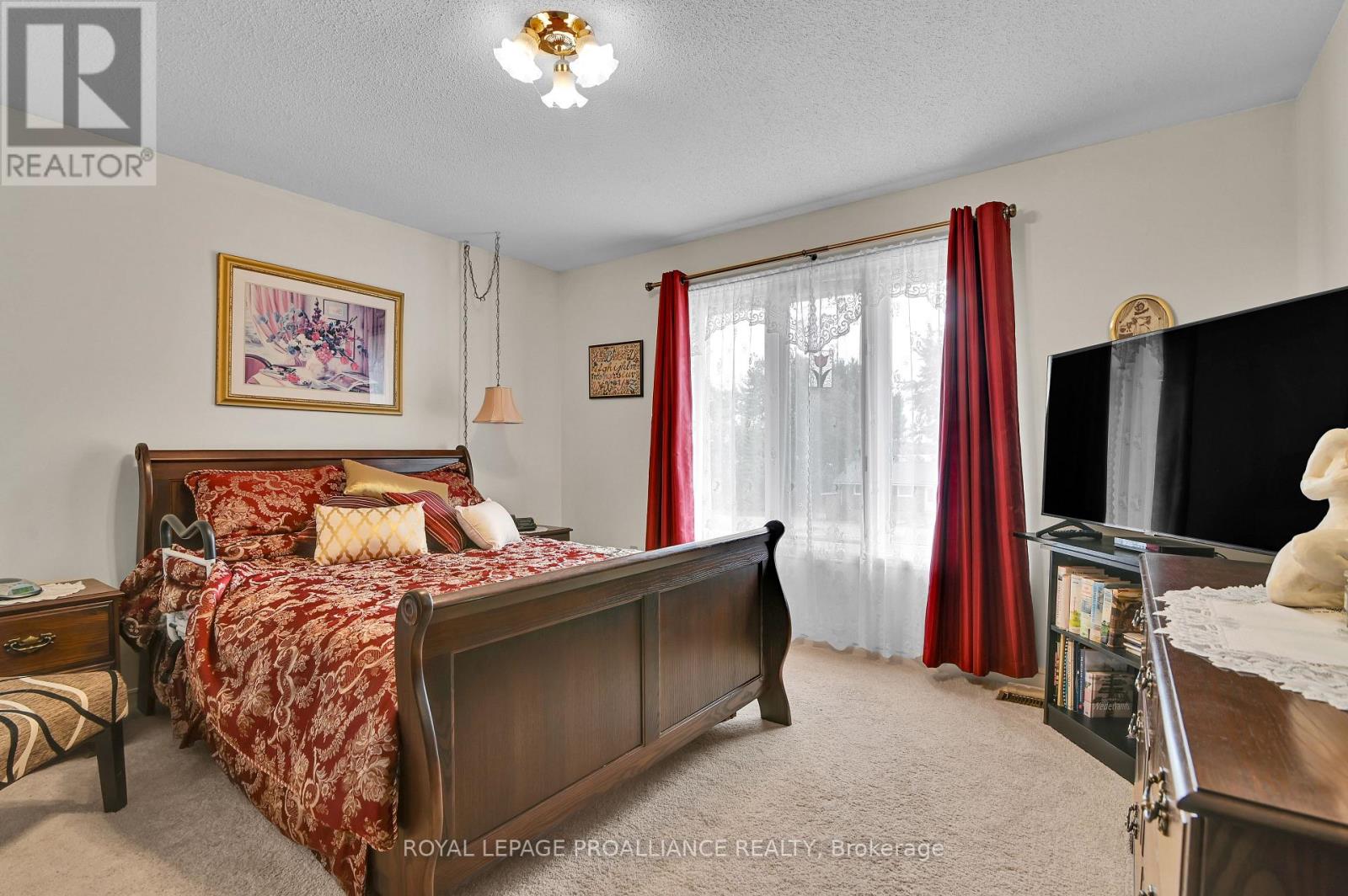24 Bernard Crescent