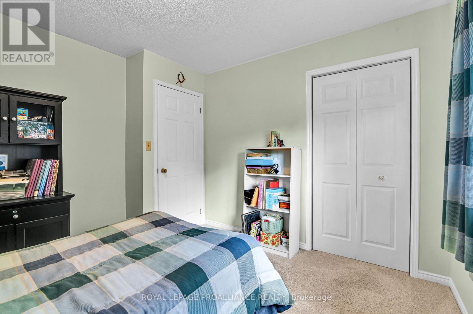 24 Bernard Crescent