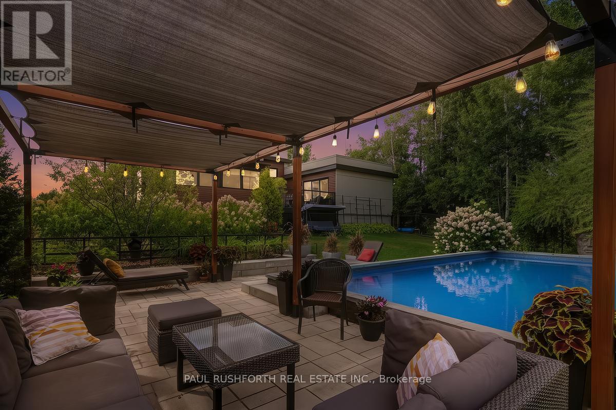 2189 Onyx Street