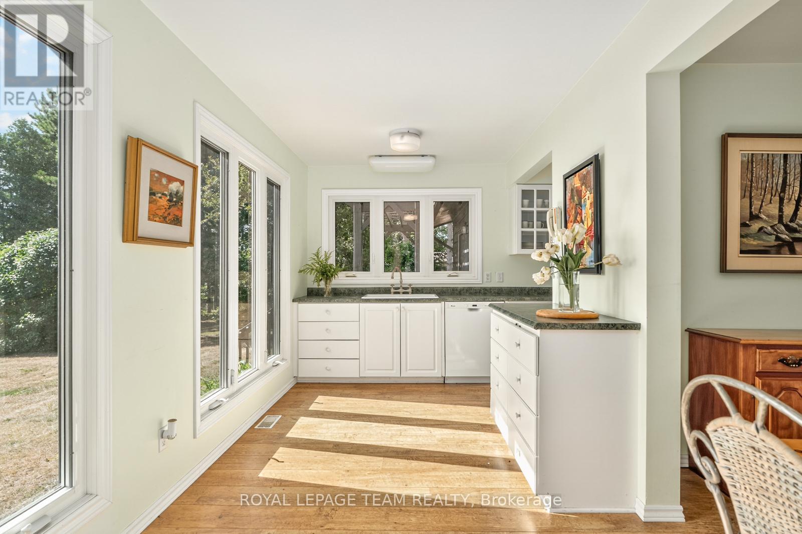 4 Rideau Lane