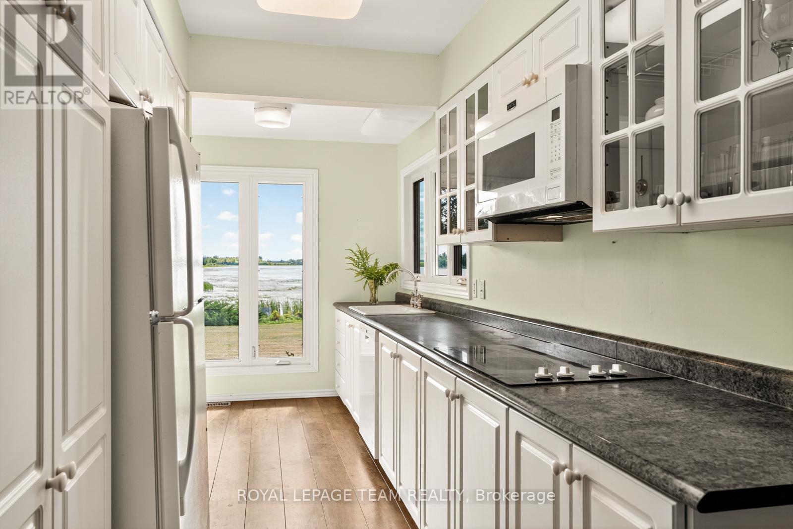 4 Rideau Lane