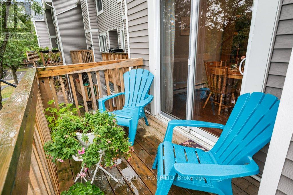 7 - 420 Fenerty Court
